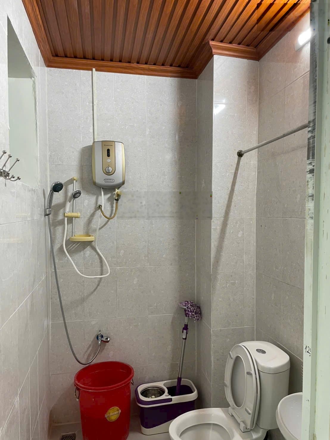 Chung cư mới 189B Cống Quỳnh Q1, dt 80m2, 3pn, NT cơ bản, vô ở ngay