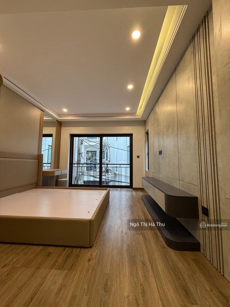 13.x tỷ siêu phẩm ngọc thuỵ 7 tầng thang máy lô góc full nội thất nhà mới cứng