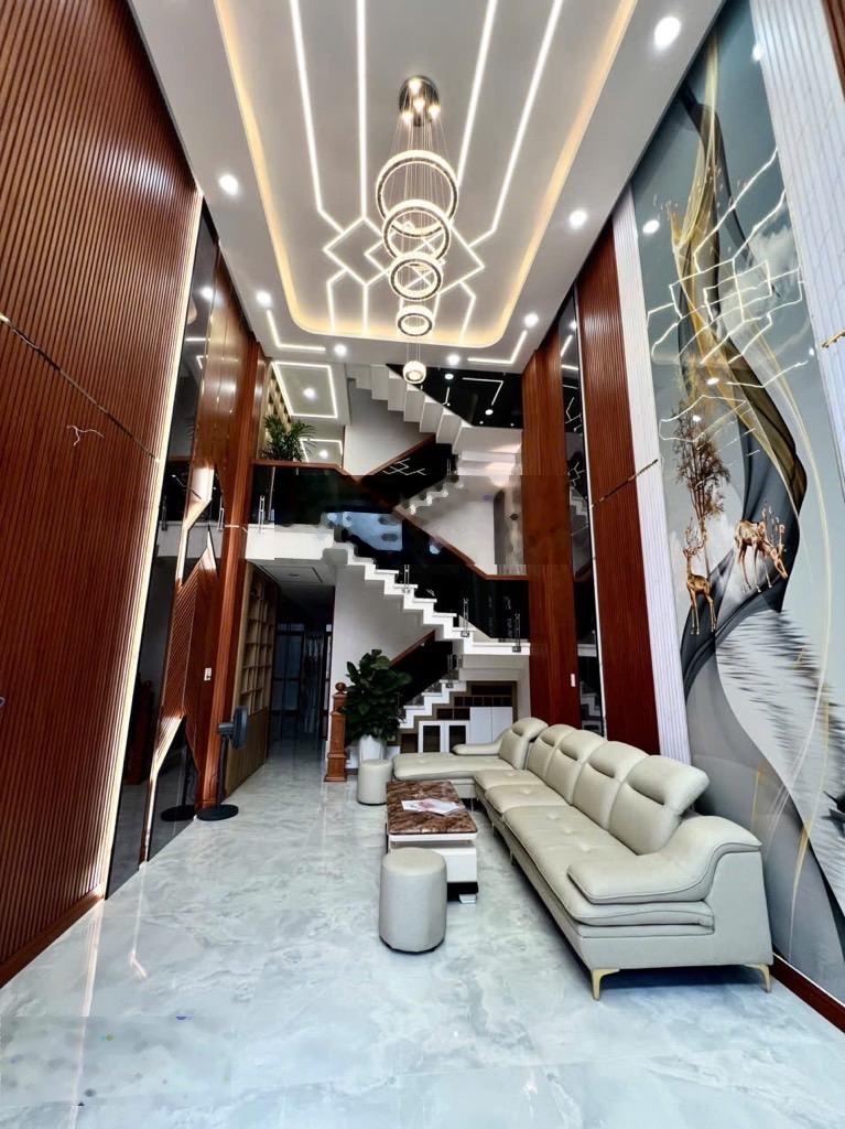 Gò Xoài 60 m - 5 T 4 m x 15 m 15 m 9Tỷ Bình Trị Đông Siêu phẩm FULL nội thất 5 tầng Gò Xoài