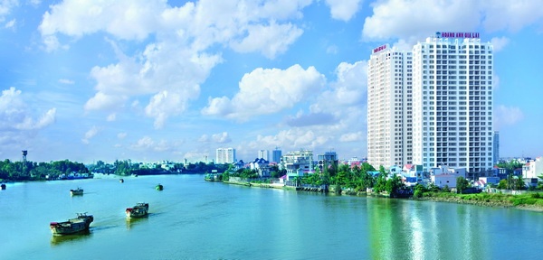Cho thuê căn hộ Hoàng Anh River View 158m2 4PN 4WC NTCB lầu đẹp view sông trực diện giá 31 triệu