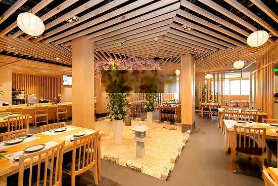 Góc 2 mặt tiền ngay Hồ Con Rùa, ngang lớn 26m - Số 105 Hai Bà Trưng - Nguyễn Thị Minh Khai, Quận 1