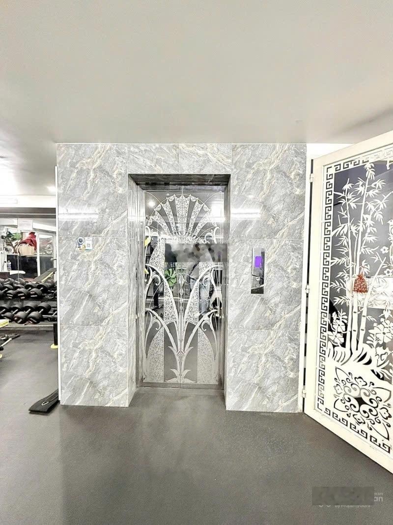 Hạ sâu bán gấp! Bán tòa nhà mặt tiền Phan Huy Ích - 6x22m hầm 8 tầng, HĐ 80tr/th giá 26 tỷ