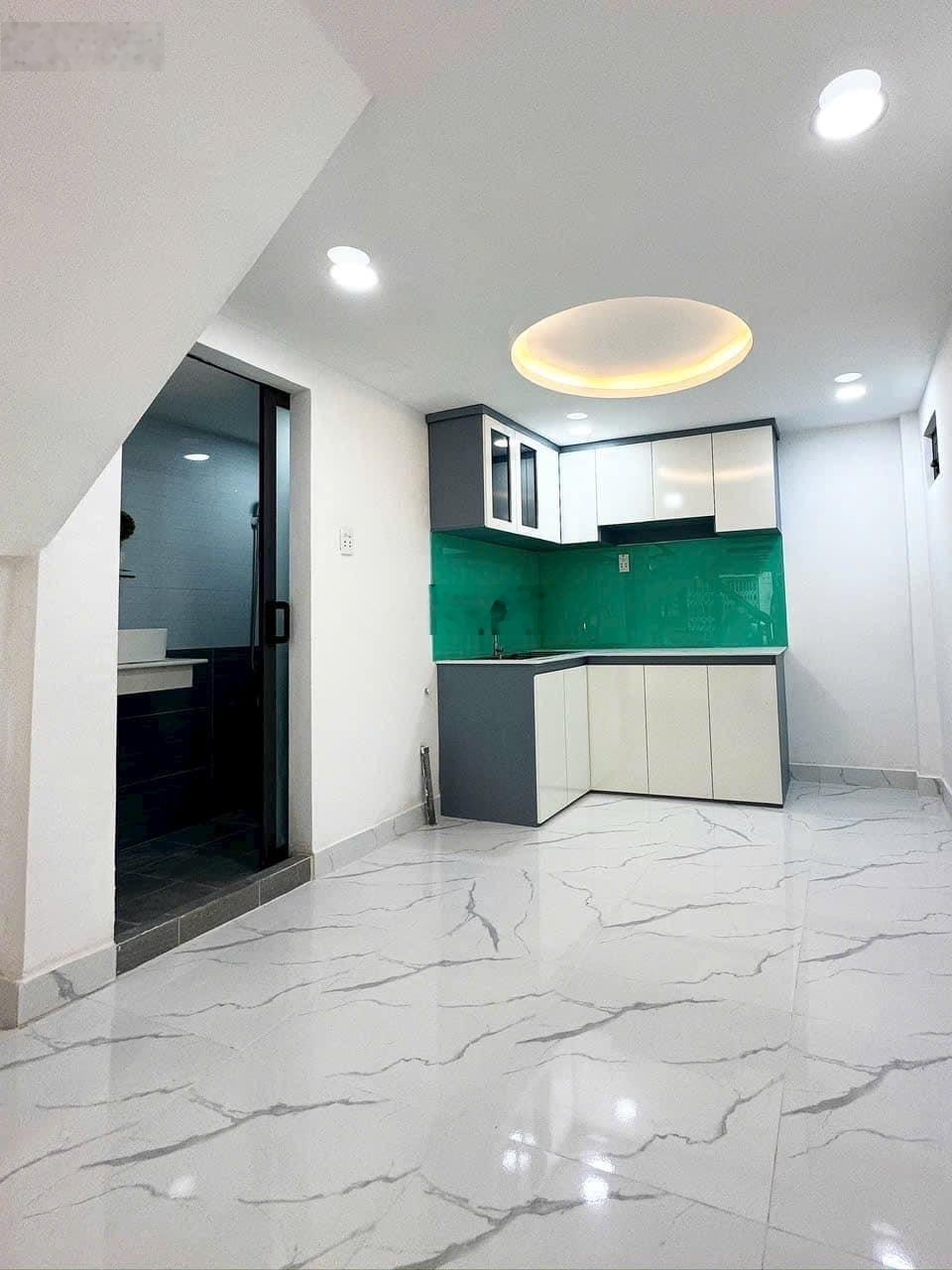 Bán gấp nhà MT Đỗ Năng Tế, 4 x 17, 4 tầng BTCT, 4PN, ngay khu Tên Lửa, gần Aeon mall, tiện KD