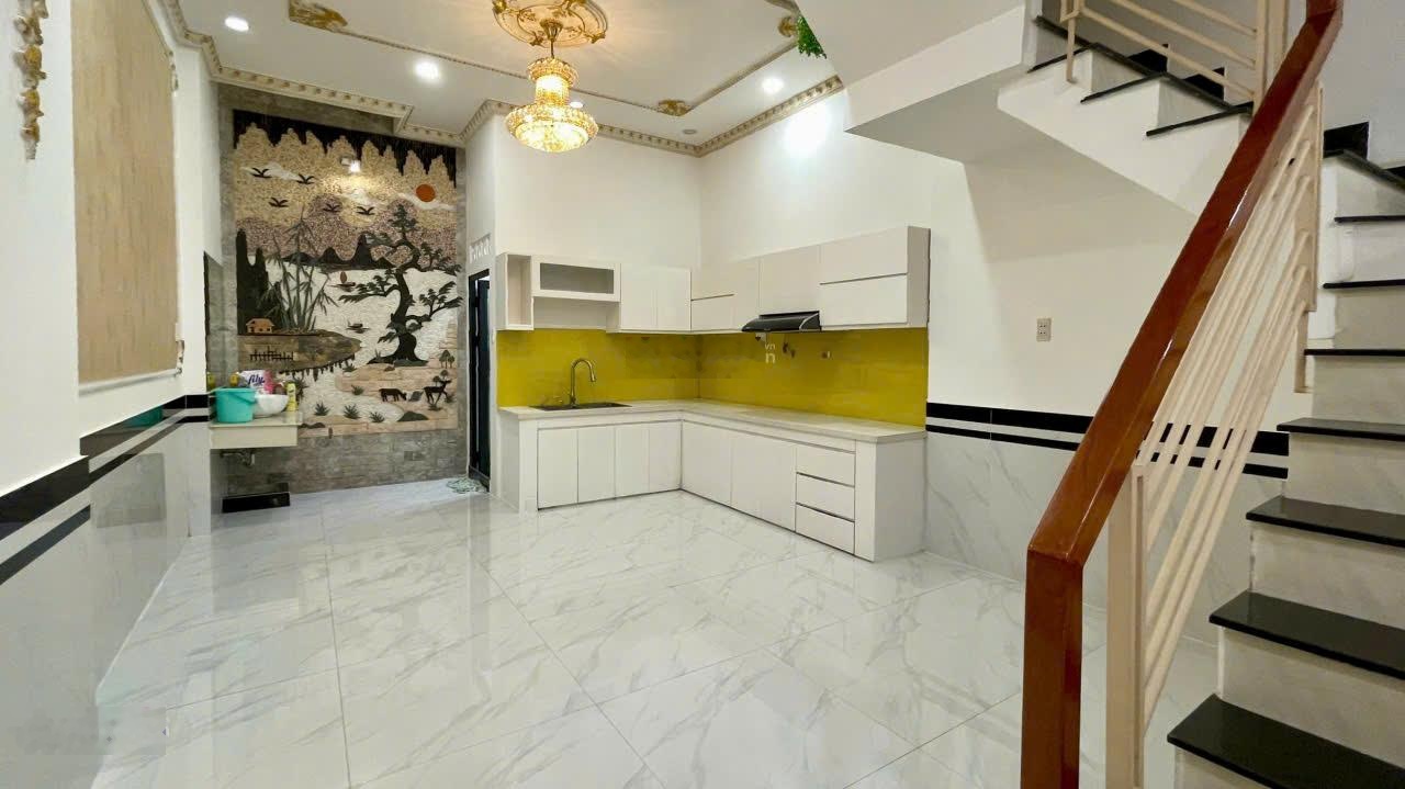 Bán gấp nhà mới đẹp 1 trệt 2 lầu hẻm ô tô đường 22, Linh Đông Thủ Đức 61m2 7.6 tỷ