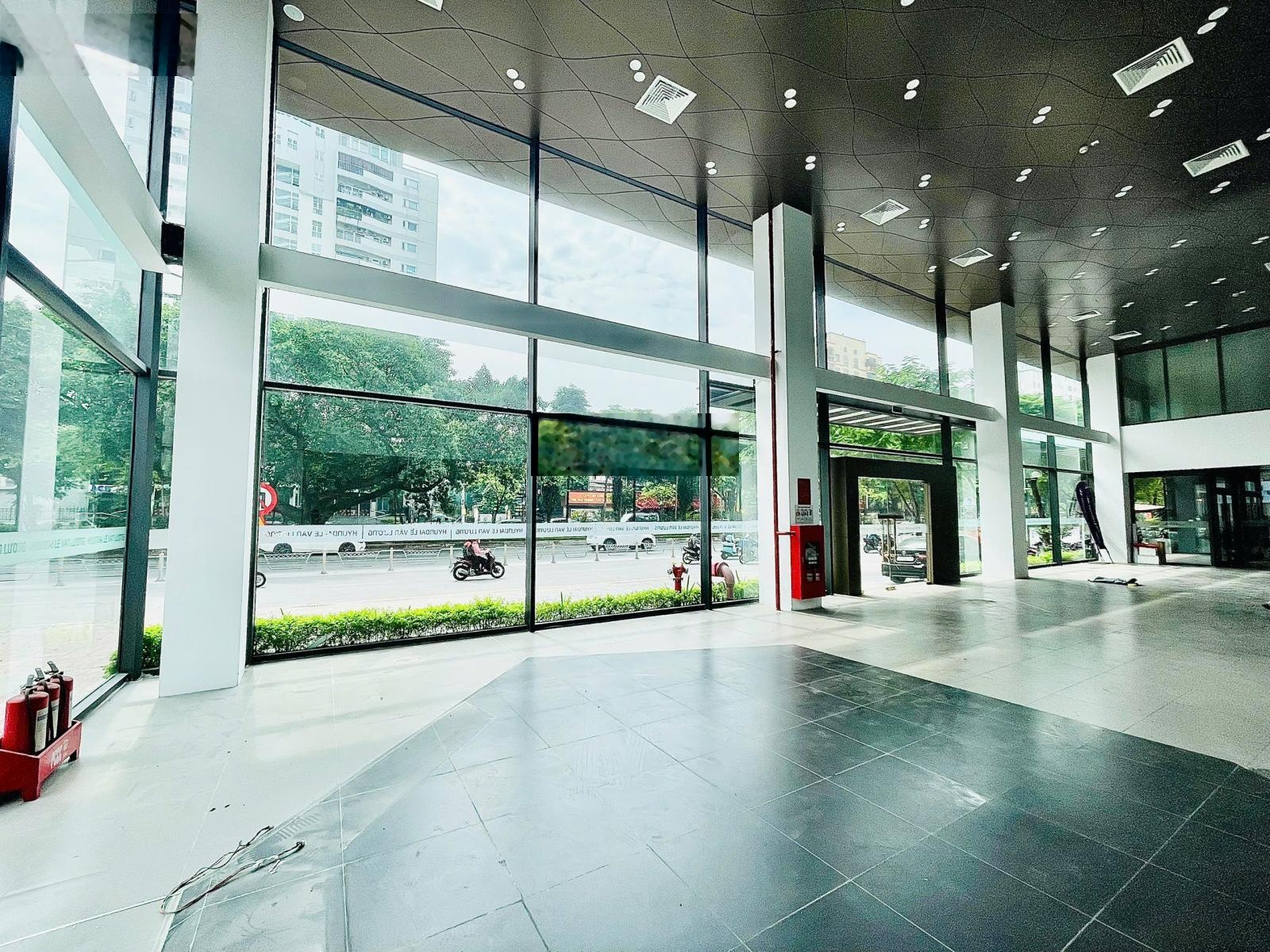 Chính chủ, cho thuê mặt bằng kinh doanh vip 460m2. mặt tiền 20m