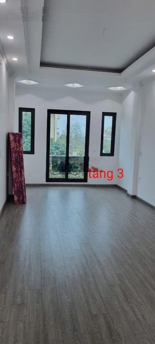 Cho thuê 5 căn liền kề ở Hồ Tùng Mậu, Cầu Diễn, oto đỗ, thang máy