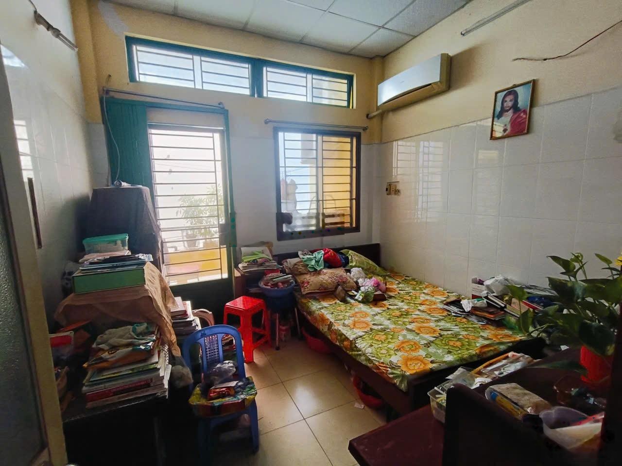 Nhà ngay Công Viên Làng Hoa Lê Văn Thọ, P8, Gò Vấp 3.2 x 9.7m, CN 31m2