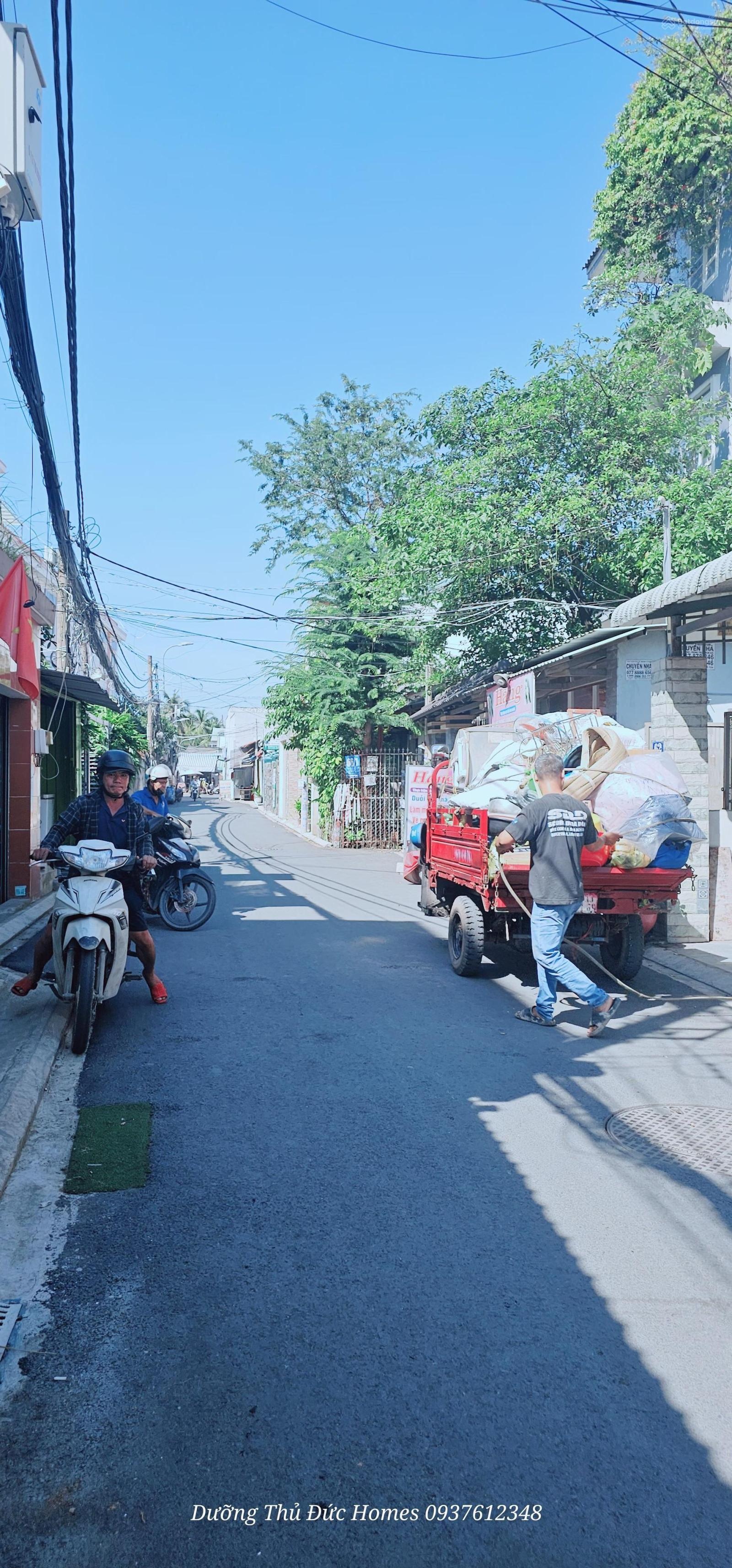 Giảm mạnh 300T nhà HXH sát QL1K - Làng ĐH - BV Hoàn Mỹ - BigC Go 66m2 1T1L 1Tum giá chỉ 5Đ