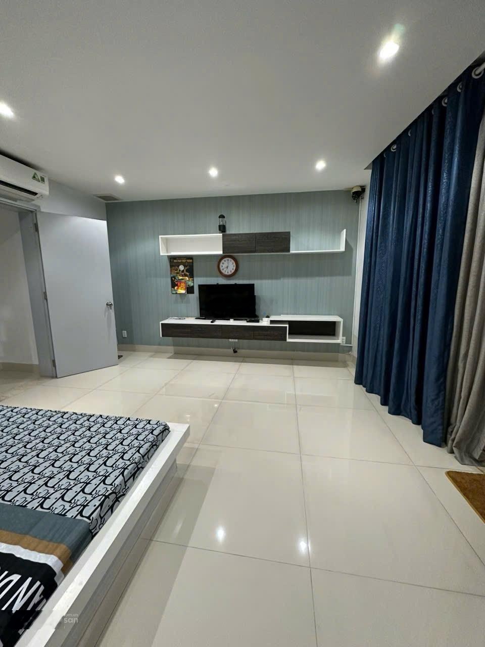 Bán nhà mặt tiền Lê Thị Riêng, hẻm cực lớn giá chỉ 12tỷ8