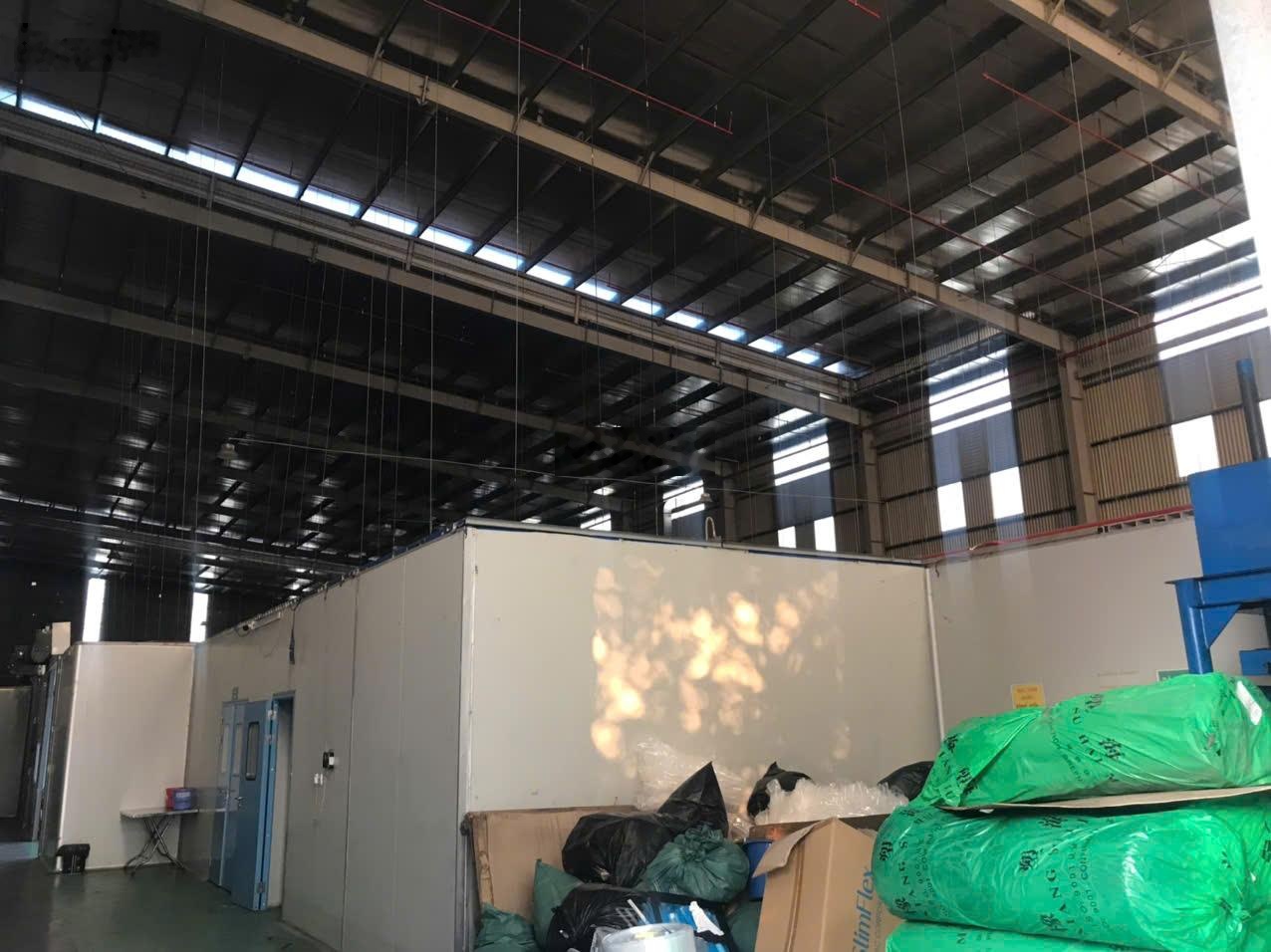 Cho thuê kho xưởng KCN Quang Minh 2000m2