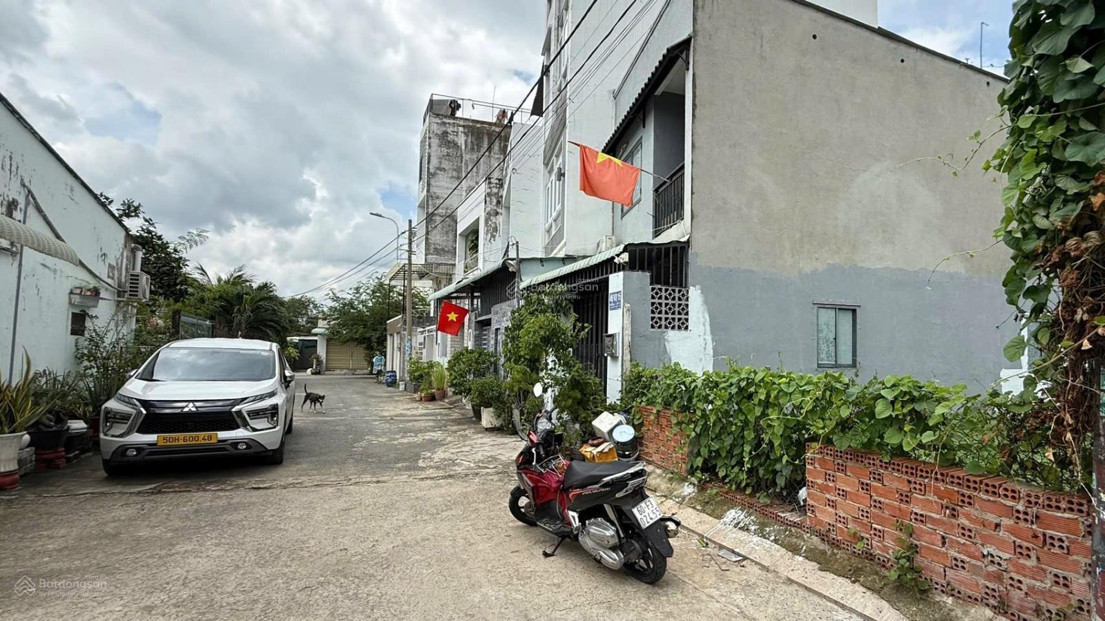 BÁN LÔ ĐẤT 100 M2 ,, Phường long Trường tp thủ đức ,