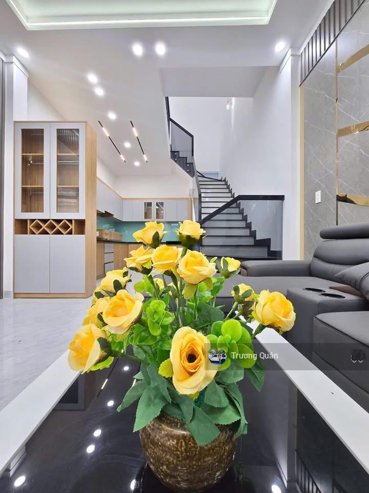 Nhà 1 trệt 1 lầu mới 100% - đã hoàn công KP7, P. Tân Phong - gần giáo xứ Thuận Hoà