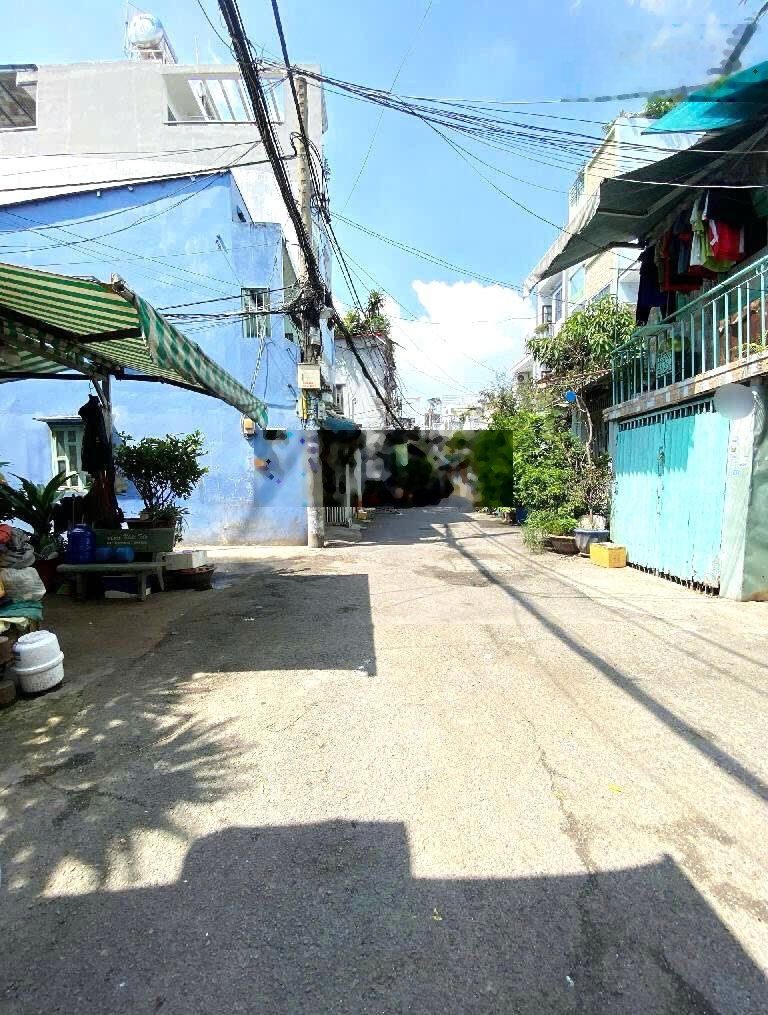 Bán nhà Bà Hom, Quận 6, hẻm ôtô vào nhà, tiện xây mới, 4x21m, giá sốc chỉ 6.2 tỷ