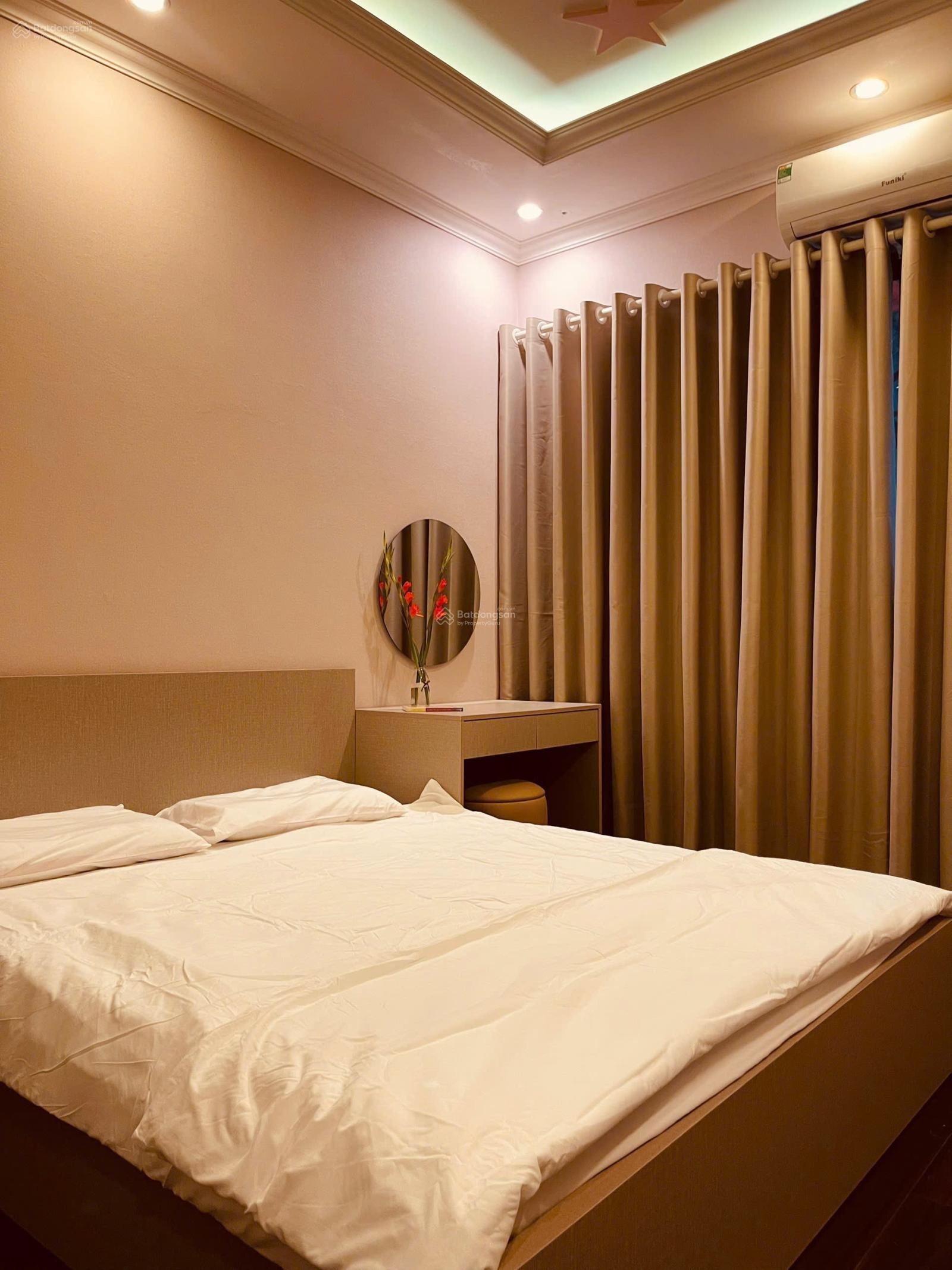 Chính Chủ Cho Thuê Nhà 5 Tầng Mới,Full Đồ,Thang Máy-Tại: Nghi Tàm,Tây Hồ Giá Thuê: 40 triệu