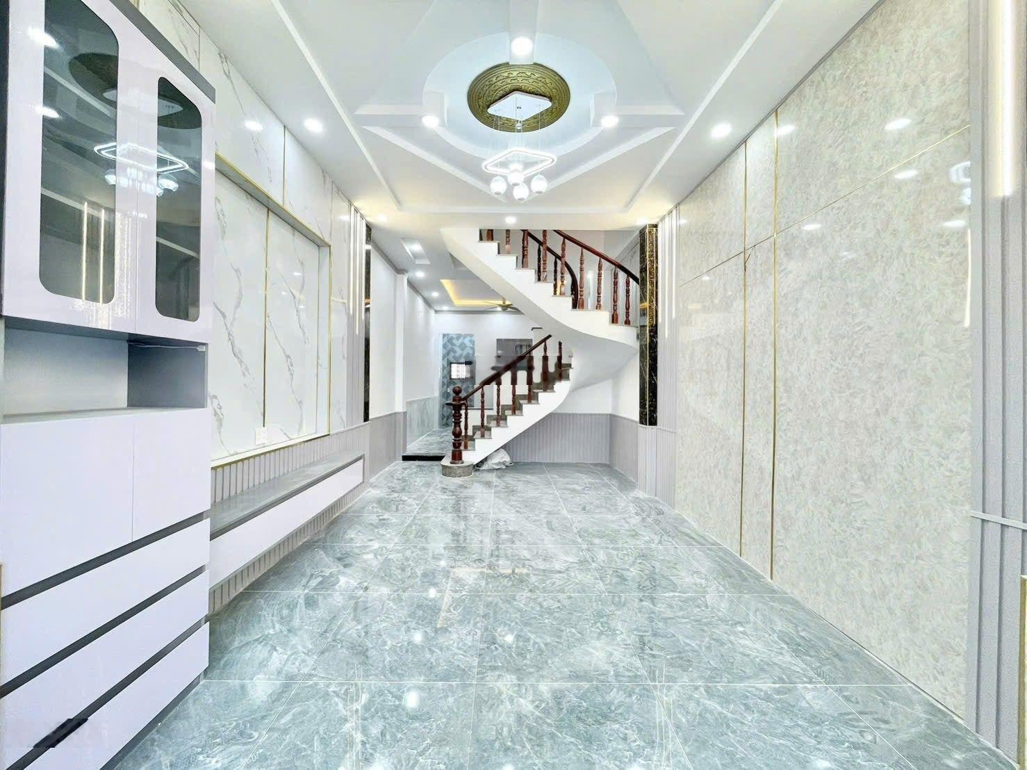 Nhà phố mặt tiền Vũng Việt gần ngã 3 Cây Điệp và chợ Tân Long Dĩ An