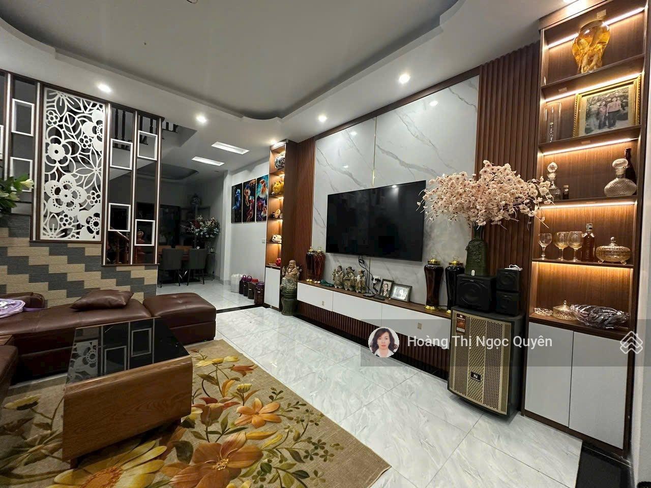 Đẳng cấp thượng lưu: 6 tầng, thang máy ngõ 102 trường chinh, đống đa, dt 45m x 6t, nhỉnh 13 tỷ