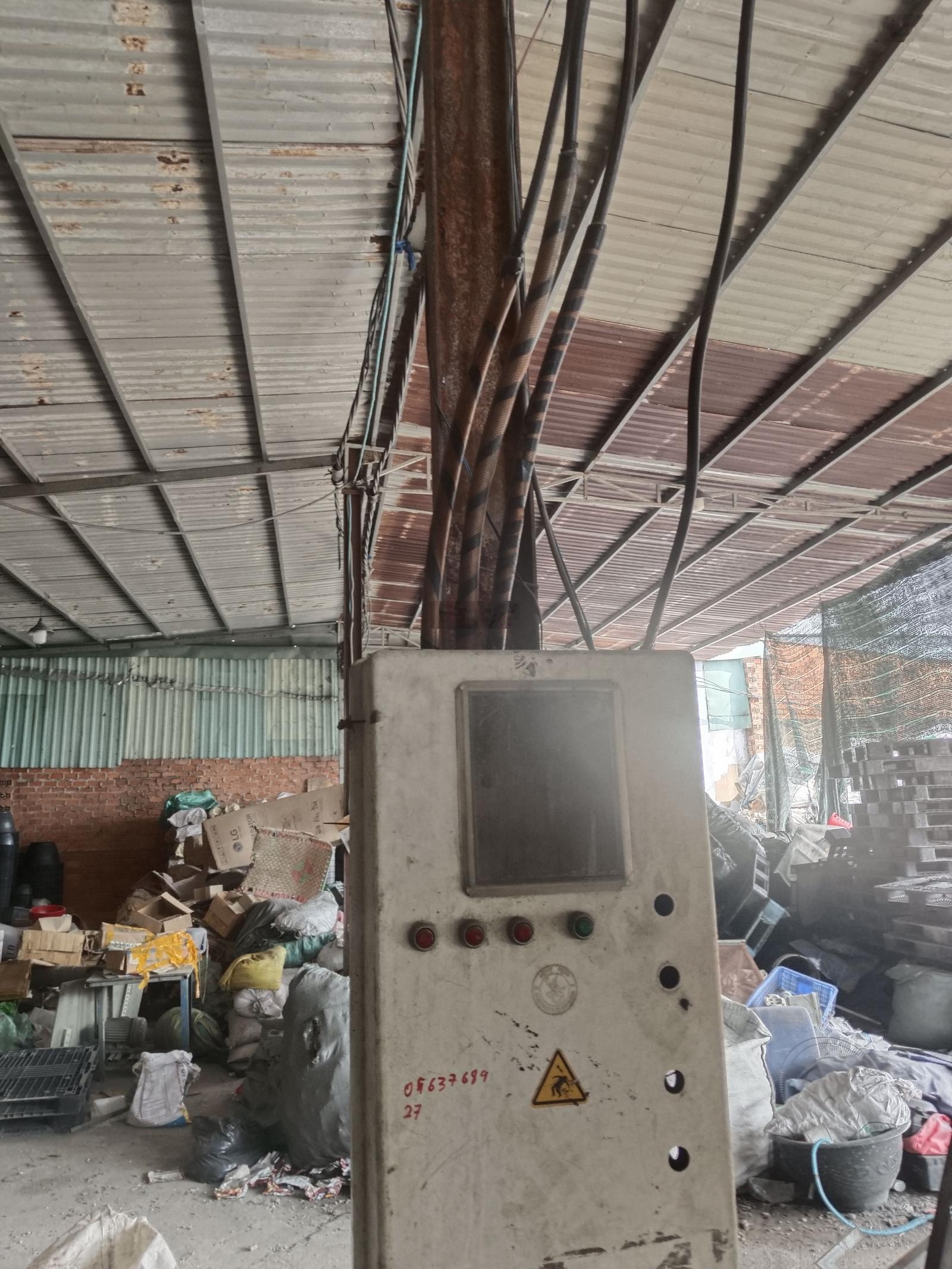 Cho thuê nhà xưởng Xuân Thới Sơn Hóc Môn, DTKV 500m2, xây dựng 300m2, giá 15tr/tháng