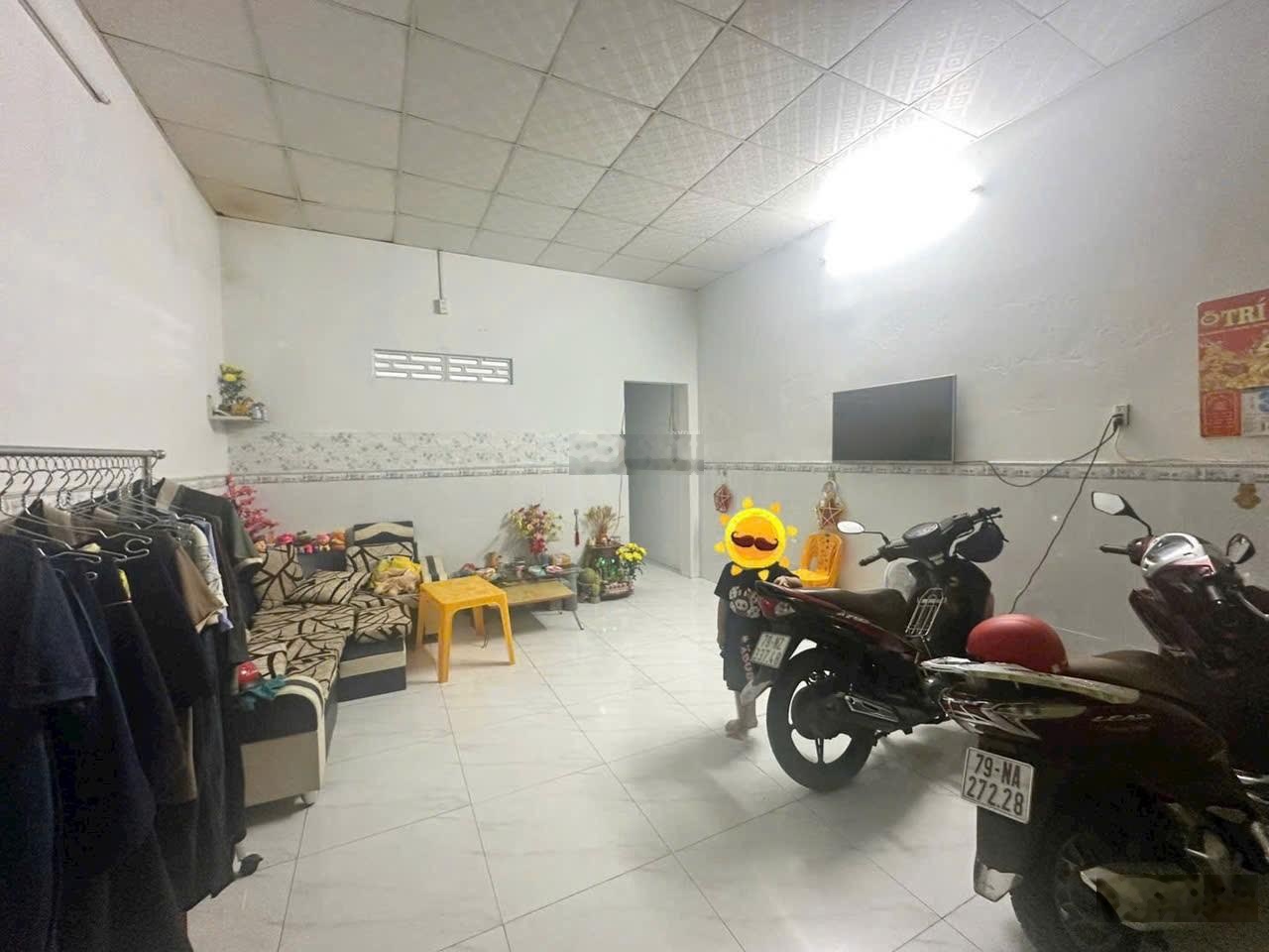 Bán nhà cấp 4 hẻm ô tô Khu Dân Cư AT, Hẻm Thái Phiên, P. Vĩnh Hải, TP. Nha Trang. Giá 4,2 tỷ