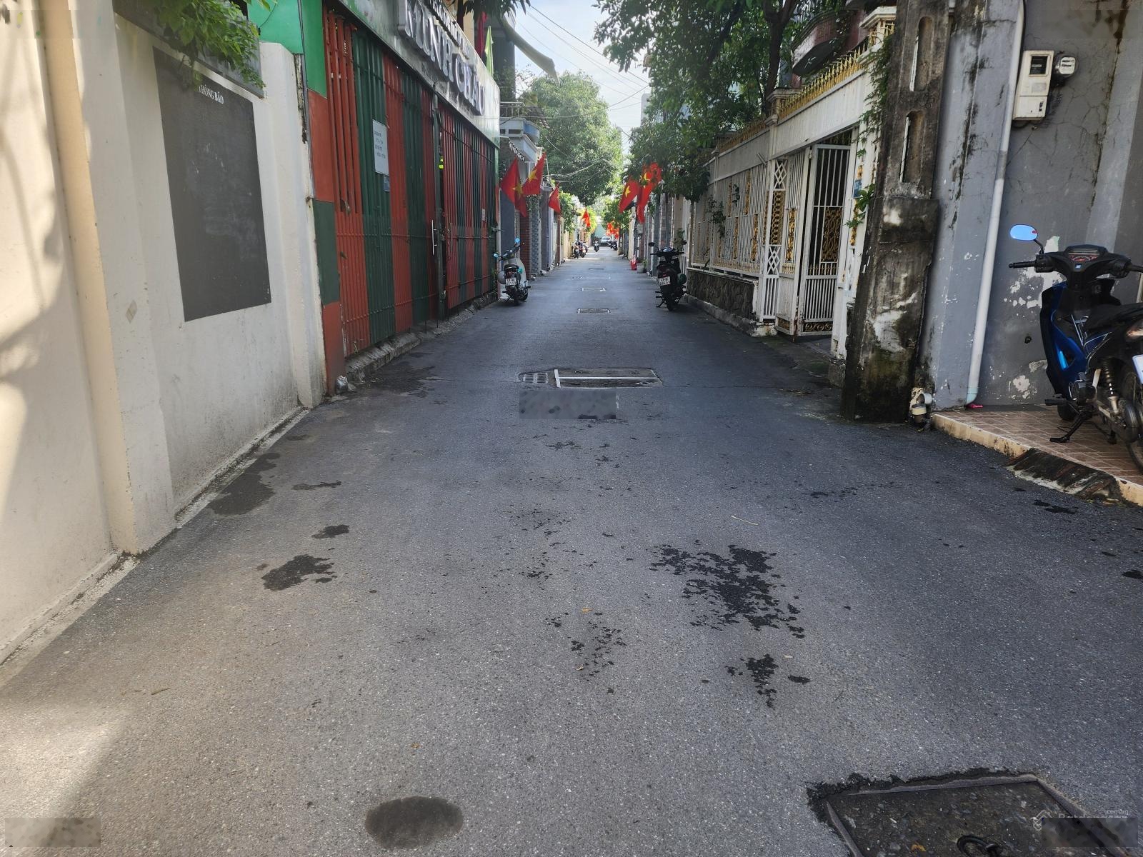 Nhà kiệt ô tô Trưng Nhị, vị trí đẹp