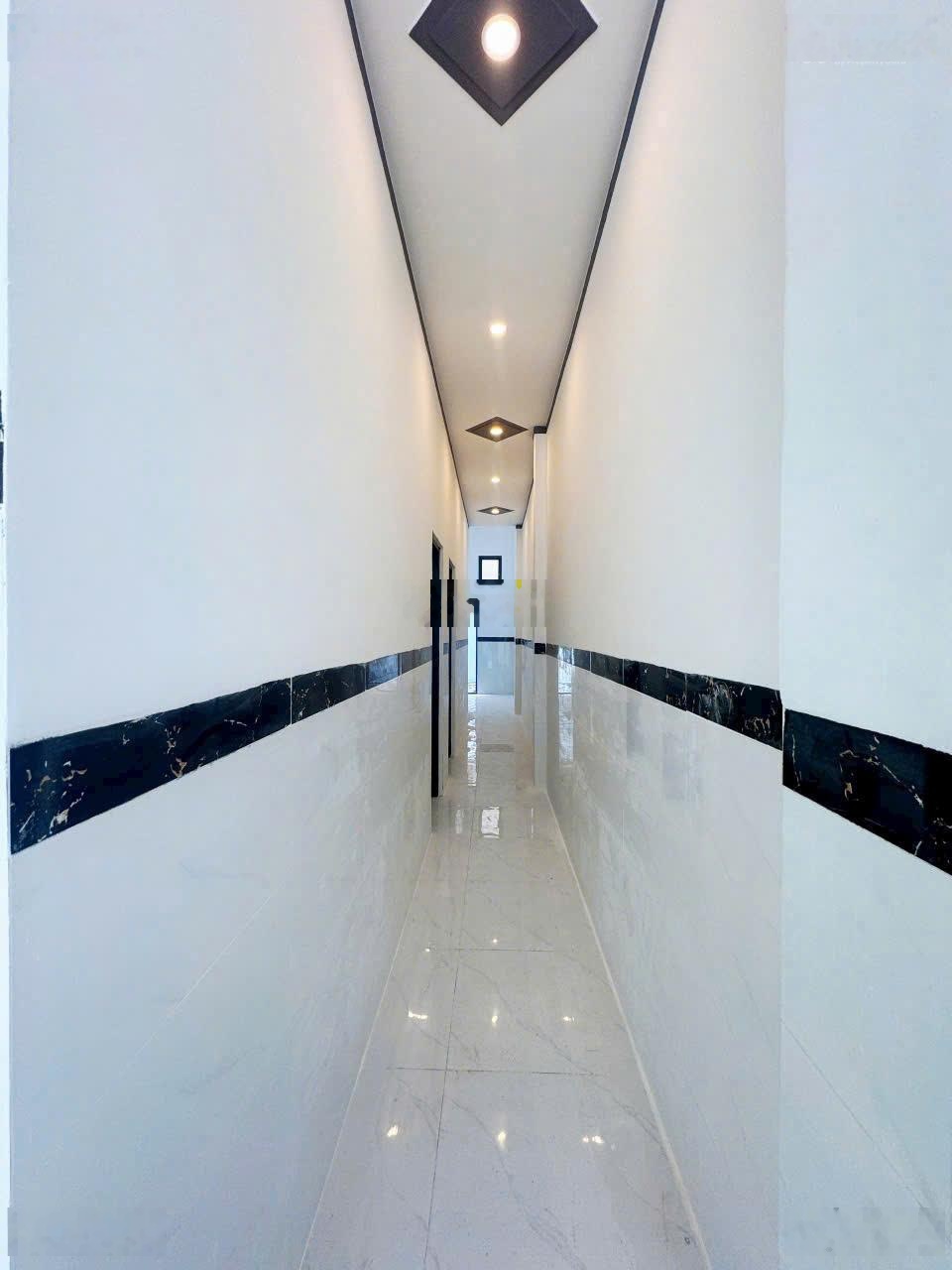 Bán gấp nhà cấp 4 Bửu Long 3pn sân ô tô, diện tích 100m2 giá chốt 1,350t