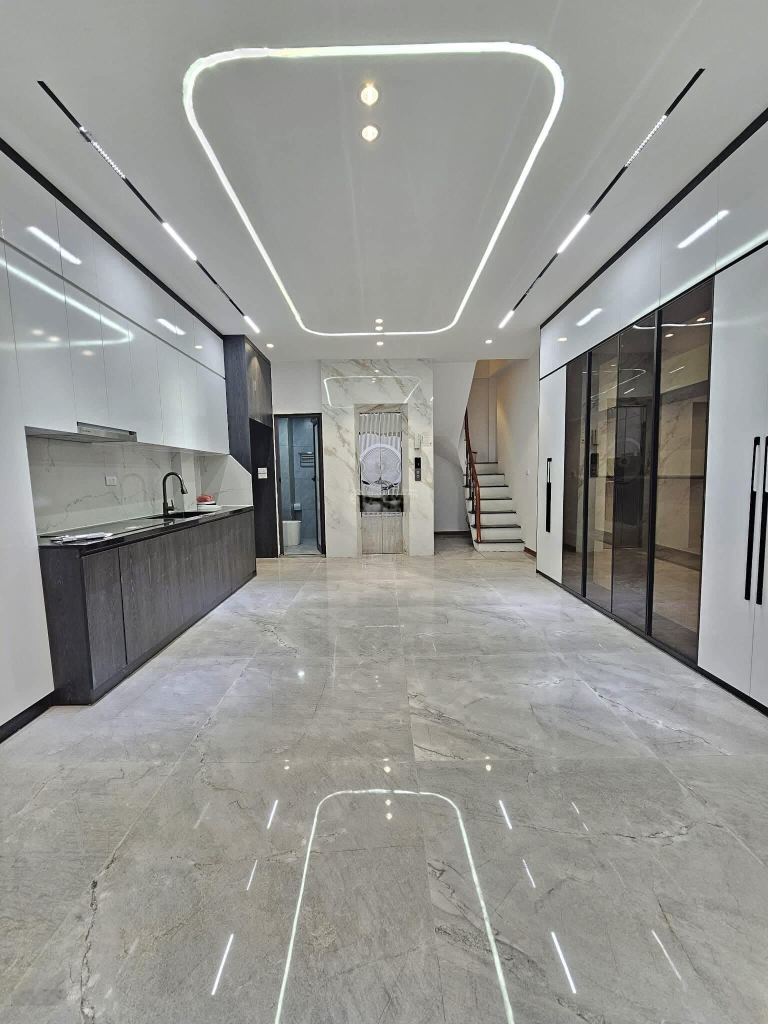 Bán nhà mới thang máy, ôtô gần phố Nguyễn Văn Huyên, 2 thoáng, ngõ thông kinh doanh, 48m2 x 6 tầng