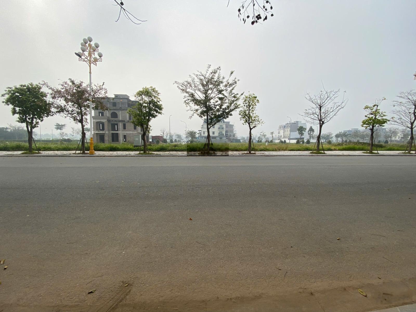 Bán Căn Shophouse 5 Tầng Hoàn Thiện Mặt Ngoài KĐT Bắc Đầm Vạc Vĩnh Yên. Sổ hồng sẵn sang tên