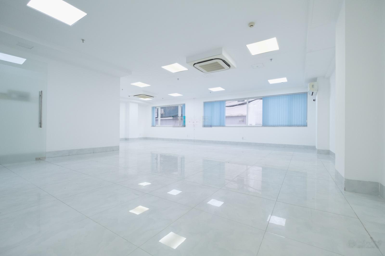 Cho Thuê tòa nhà MT Đường Hoàng Minh Giám, Phường 9. DT: 12x20m. Hầm - 7 Tầng. PCCC đầy đủ