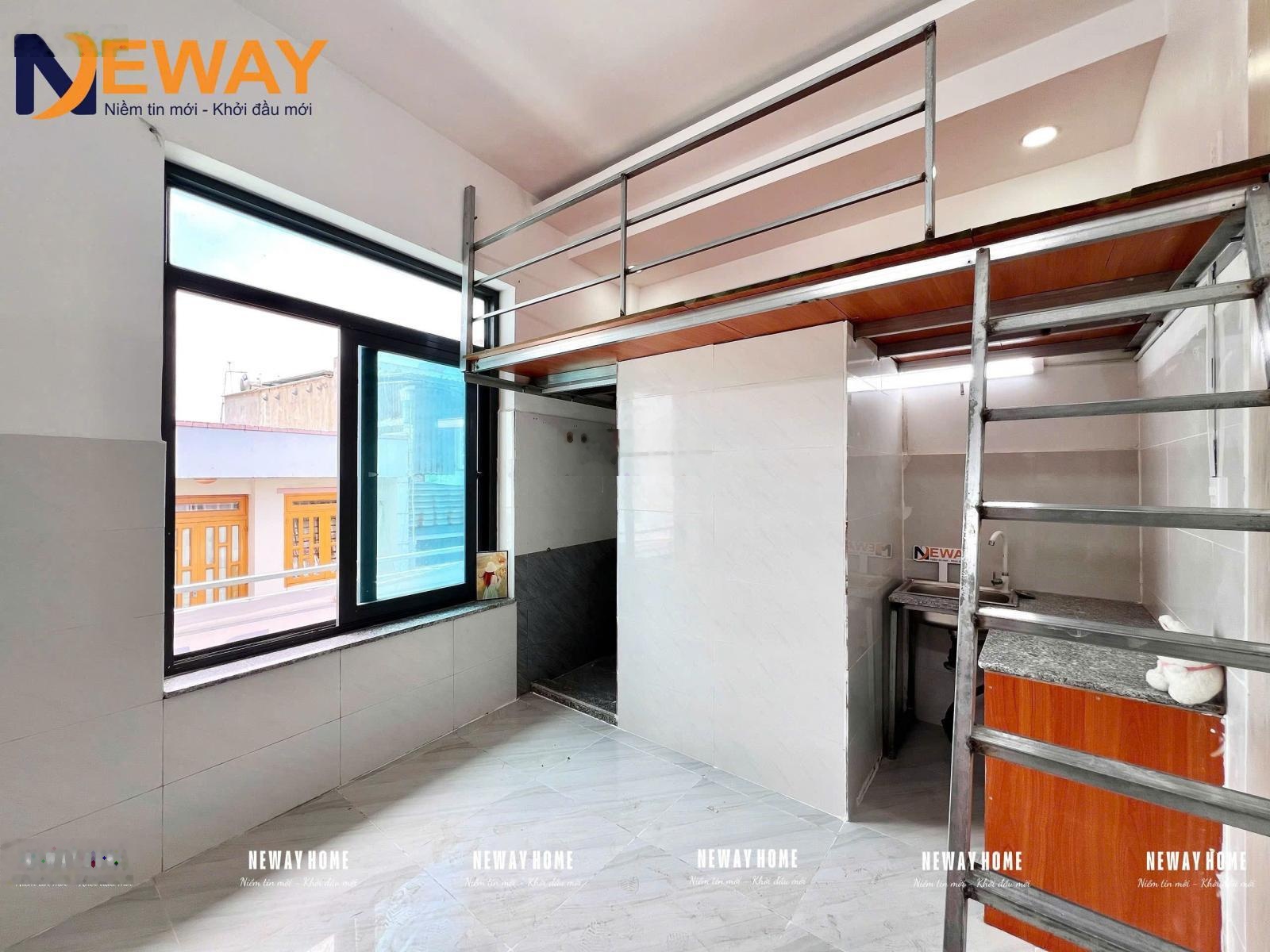 Phòng có gác ban công sẵn máy lạnh thang máy gần Aeon Mall Tân Phú