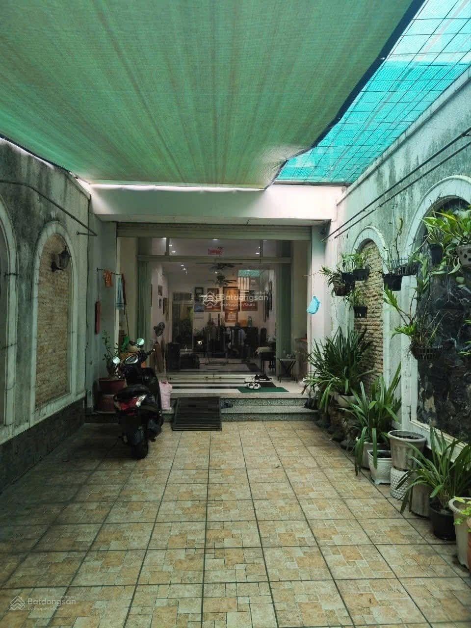 HXH Phan Văn Trị ngay cạnh nhà hàng Hương Phố, cf Katinat,.. DTCN 105m2, giá 8,5 tỷ TL