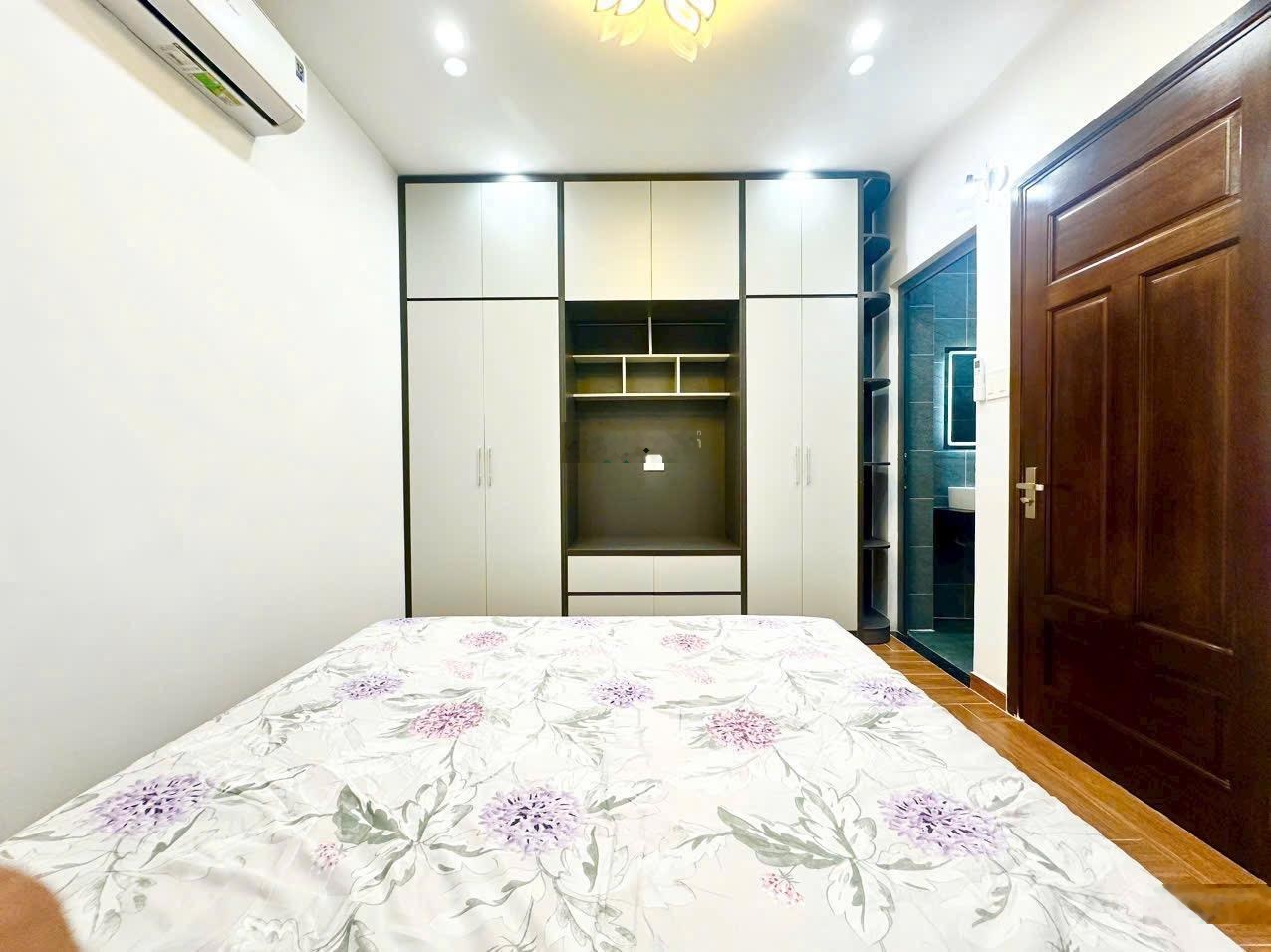 Nhà đẹp ô tô trung tâm thị trấn 4 tầng sân thượng vào ở ngay diện tích sử dụng lên đến 145m2