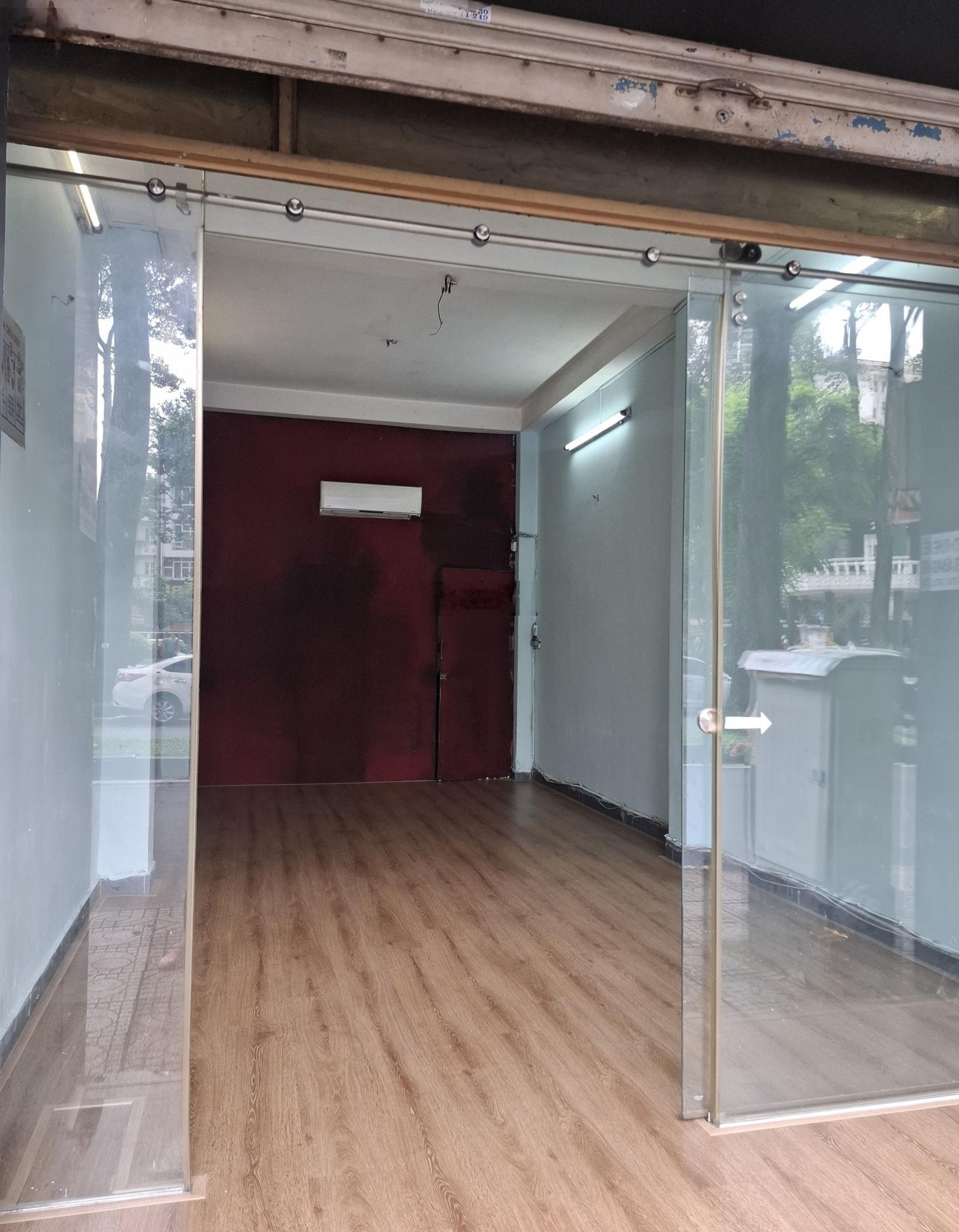 Cho thuê mặt bằng đường nguyễn chí thanh, phường 2, quận 10