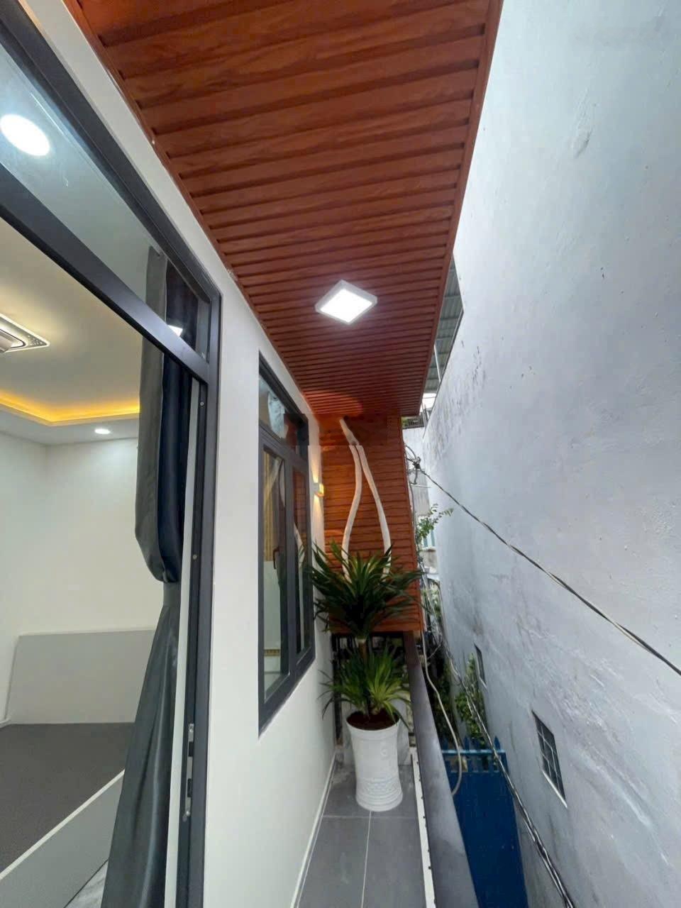 Bán nhà đẹp shr - cách hẻm xe hơi 10m - đường tân mỹ - quận 7