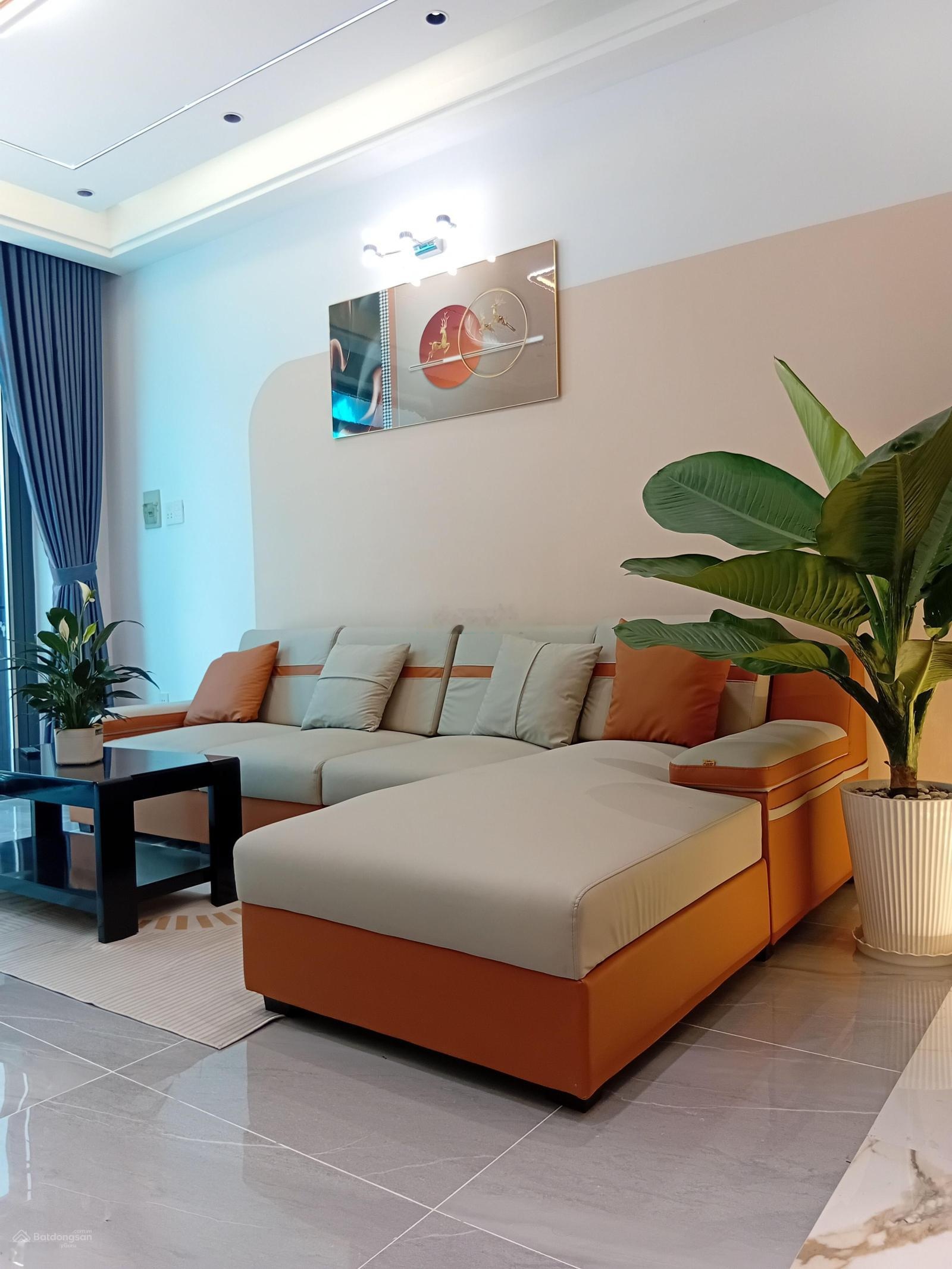 Nhà 2 tầng mới đẹp, tặng full nội thất, hxh 6m, 3pn, 3wc