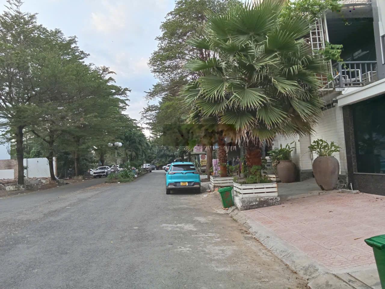 Bán đất nền dự án đường D7 KDC Nam Long, Phước Long B (kế bên Global City) 120m2 - Giá 115 triệu/m2