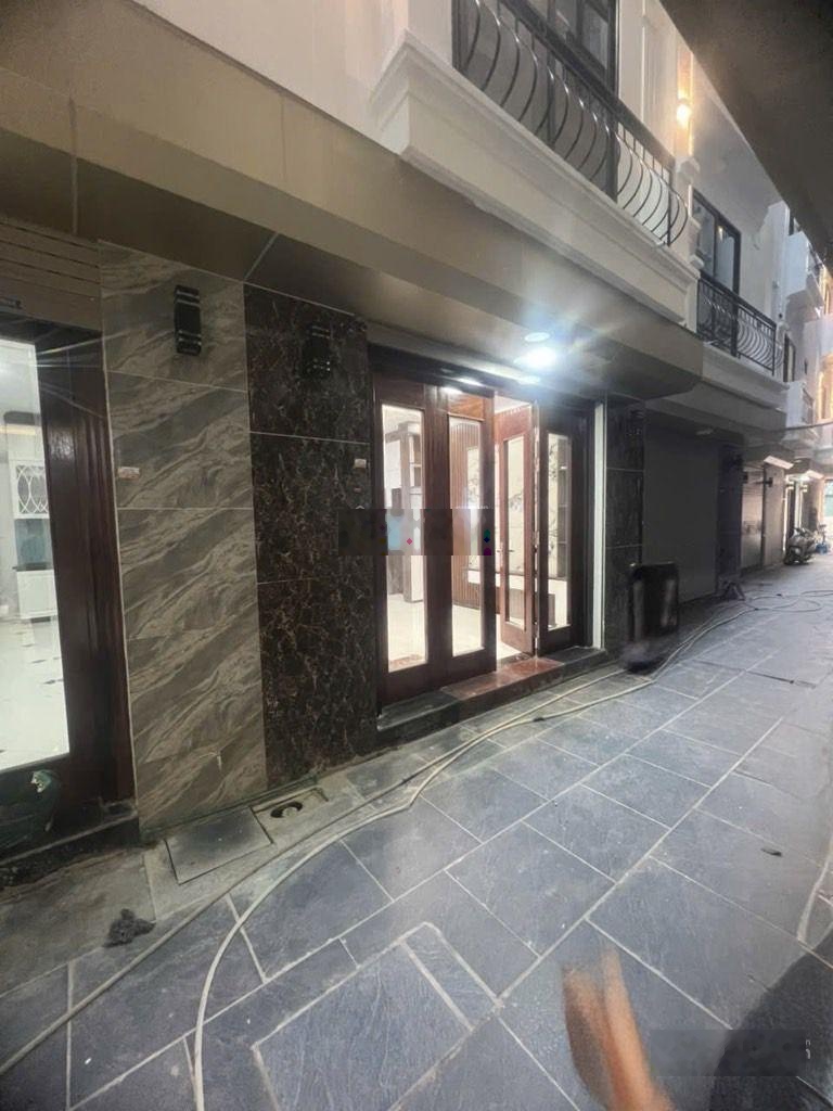 Chủ nhờ bán 4 căn 5 tầng sát nhau lựa chọn vô tư ko no về giá diện tích 35m2/sàn cách ô tô tránh 5m