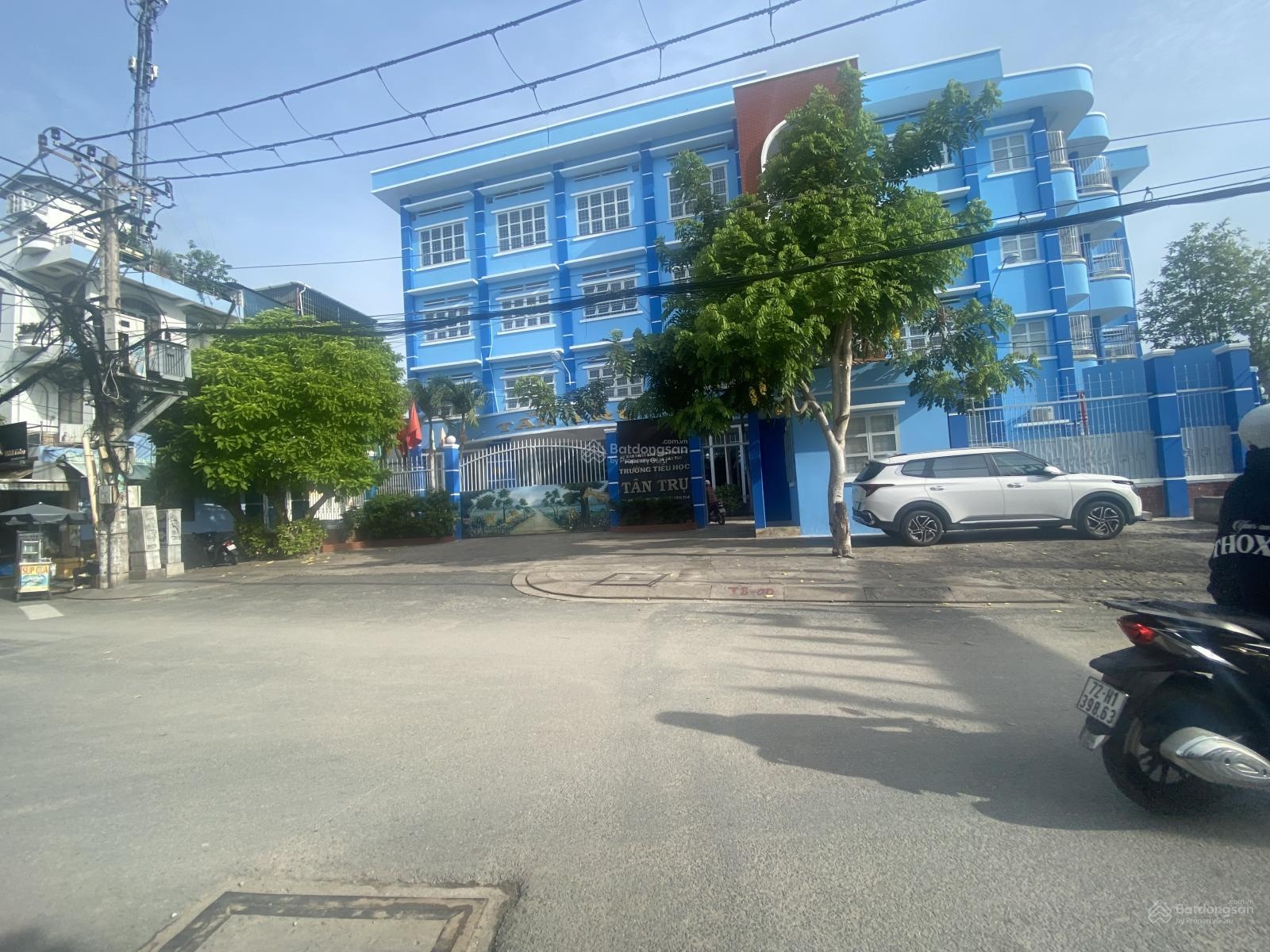 Bán nhà riêng tại đường Nguyễn Phúc Chu, 6,8 tỷ, 70m2 giá cực chất