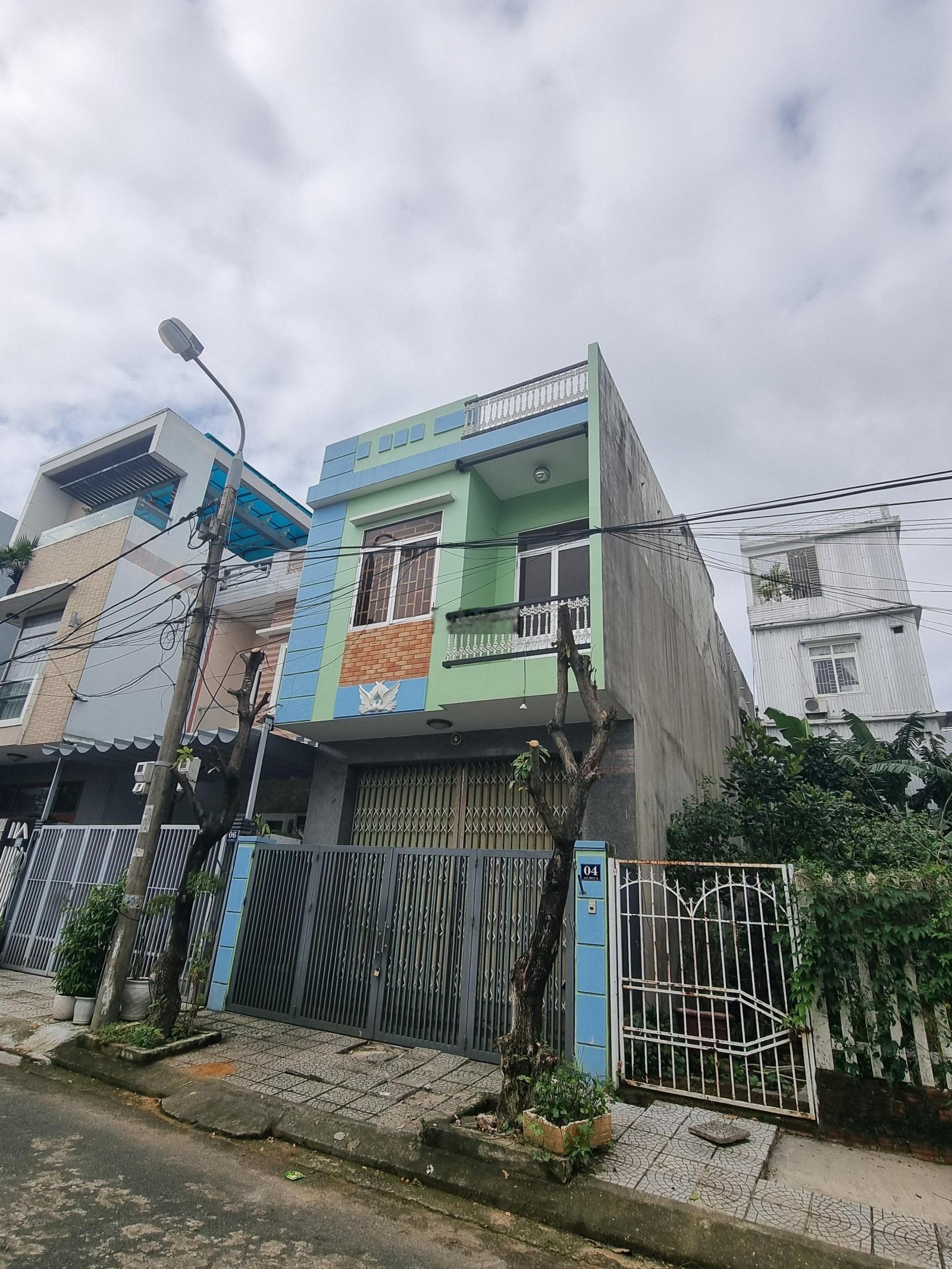Gấp bán hạ chào 300tr nhà đẹp 2 tầng An Hòa 5, Đà Nẵng vị trí vàng, view công viên