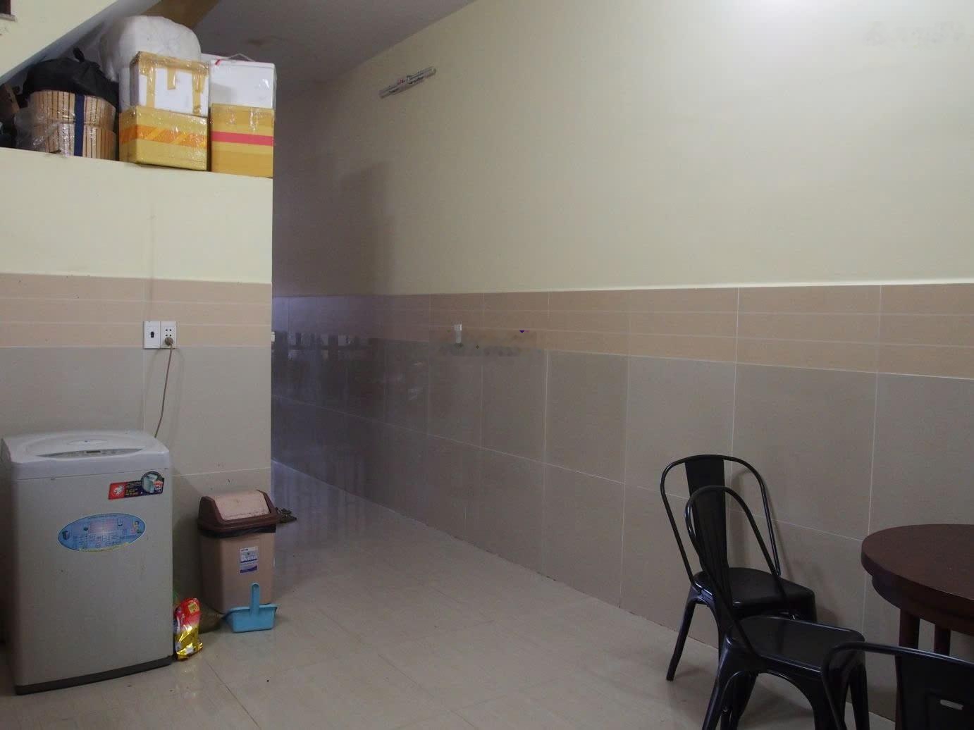 Hot 5.28 tỷ, nhà MT xe hơi, 3 tầng - 103m2, thông Lưu Hữu Phước Quận 8, giá tốt