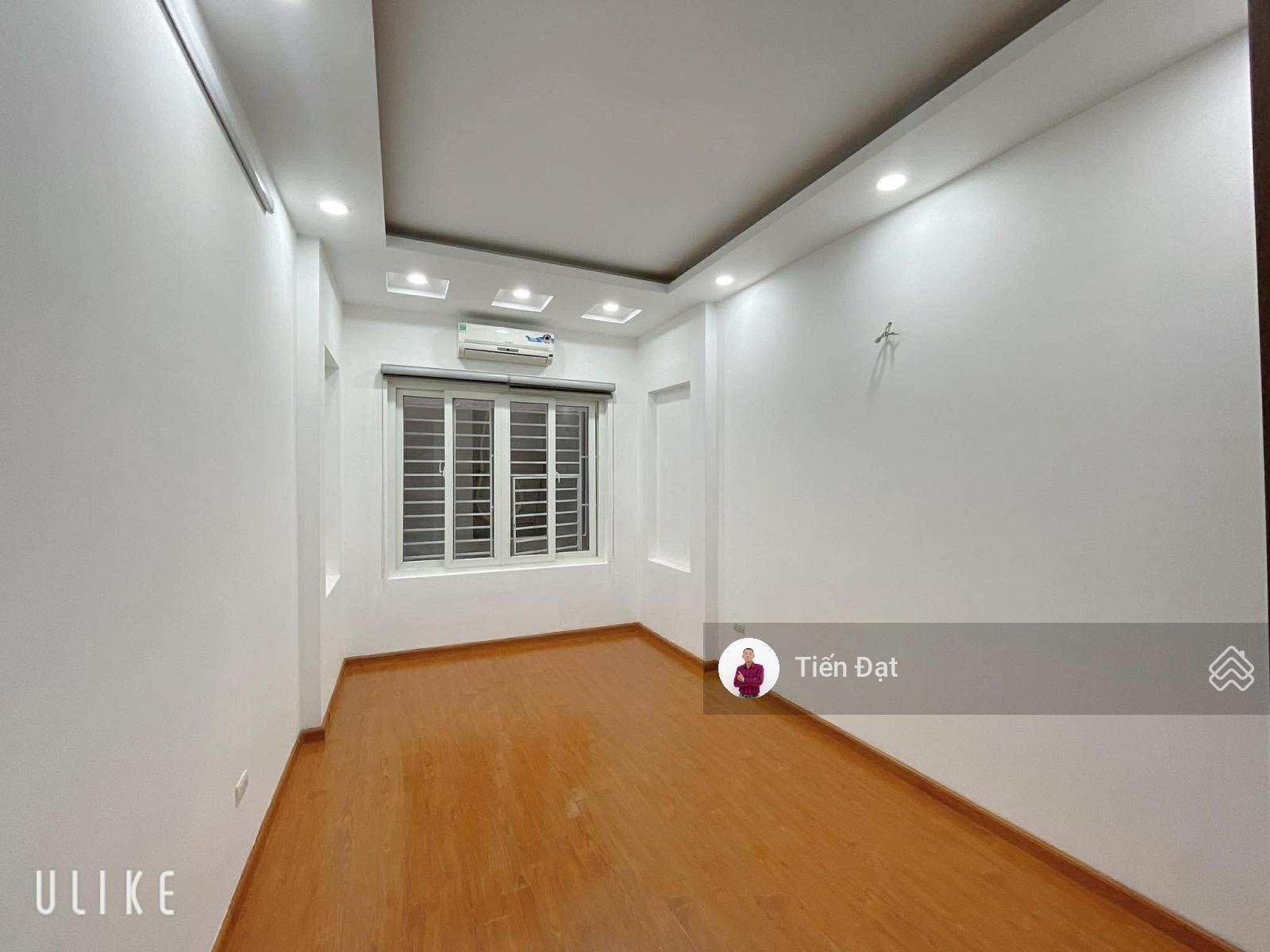 Bán nhà ngõ 92 Đào Tấn thông 89 Phan Kế Bính, 5 tầng ô chờ, 3 phòng ngủ, giá 10,5 tỷ, cách phố 50m