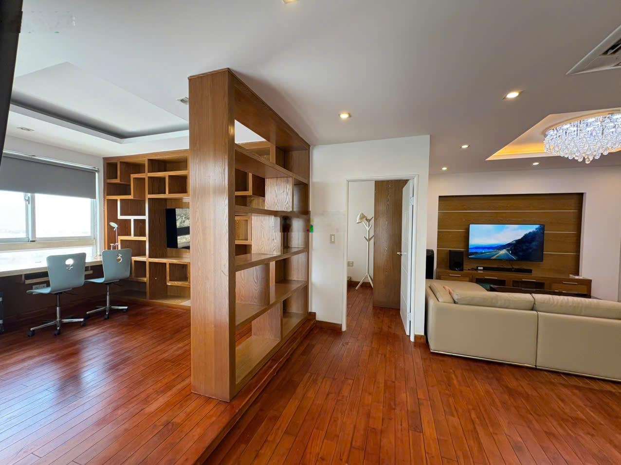 Cho thuê CC 3PN full nội thất, giá tốt 17 triệu, 87m2 tại The Flemington, Q11