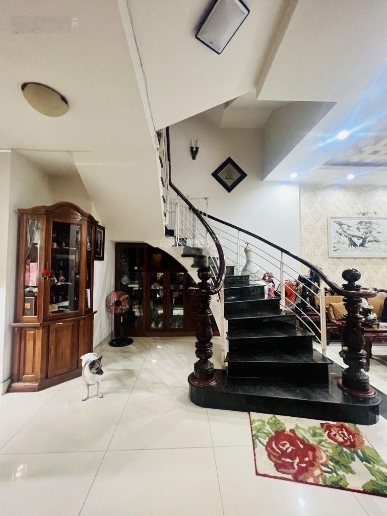 Biệt thự Ngay Hưng Thịnh CC đường Số 1 và đường Số 4 - 160m2 + 4 tầng mặt tiền chỉ 15,4 tỷ