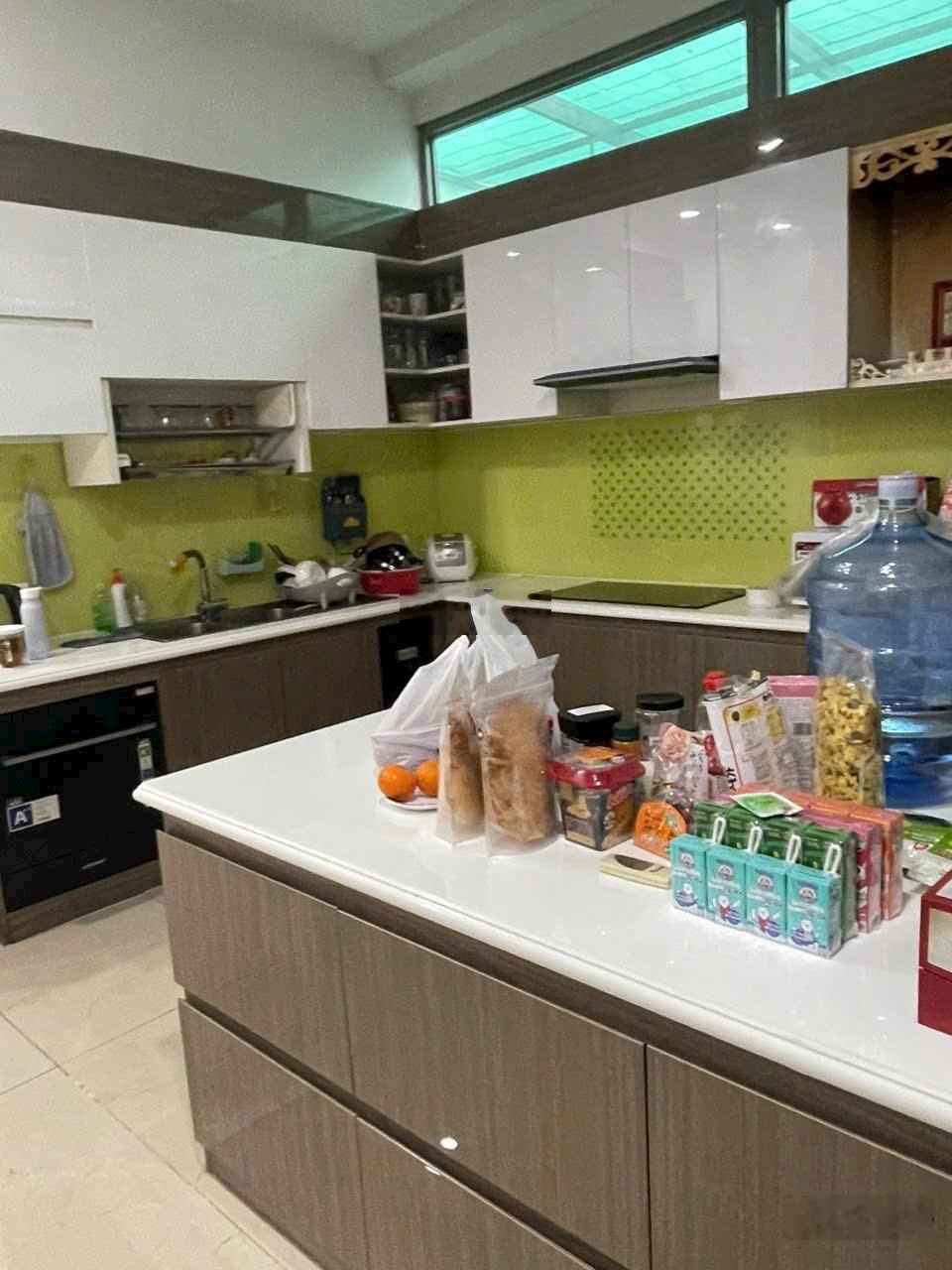 Bán nhà HXH 1 trục Nguyễn Oanh P17; (4x20m); 3 lầu; ĐCT 22tr/th; giá 12,6 tỷ