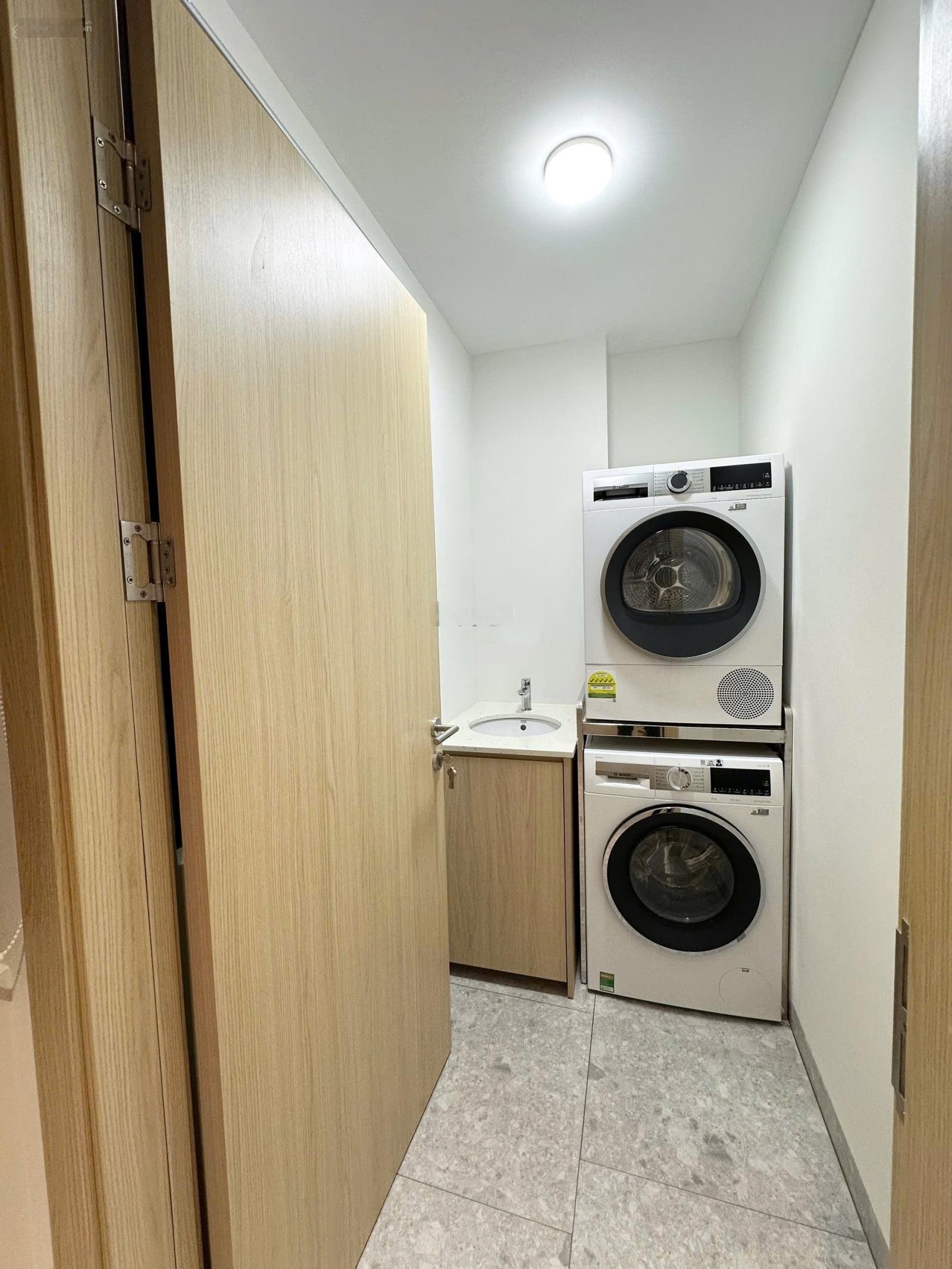 BÁN XẺ KHE FULL NỘI THẤT CAO CẤP Chủ nhà làm hơn 2 TỶ cực kỳ tâm huyết