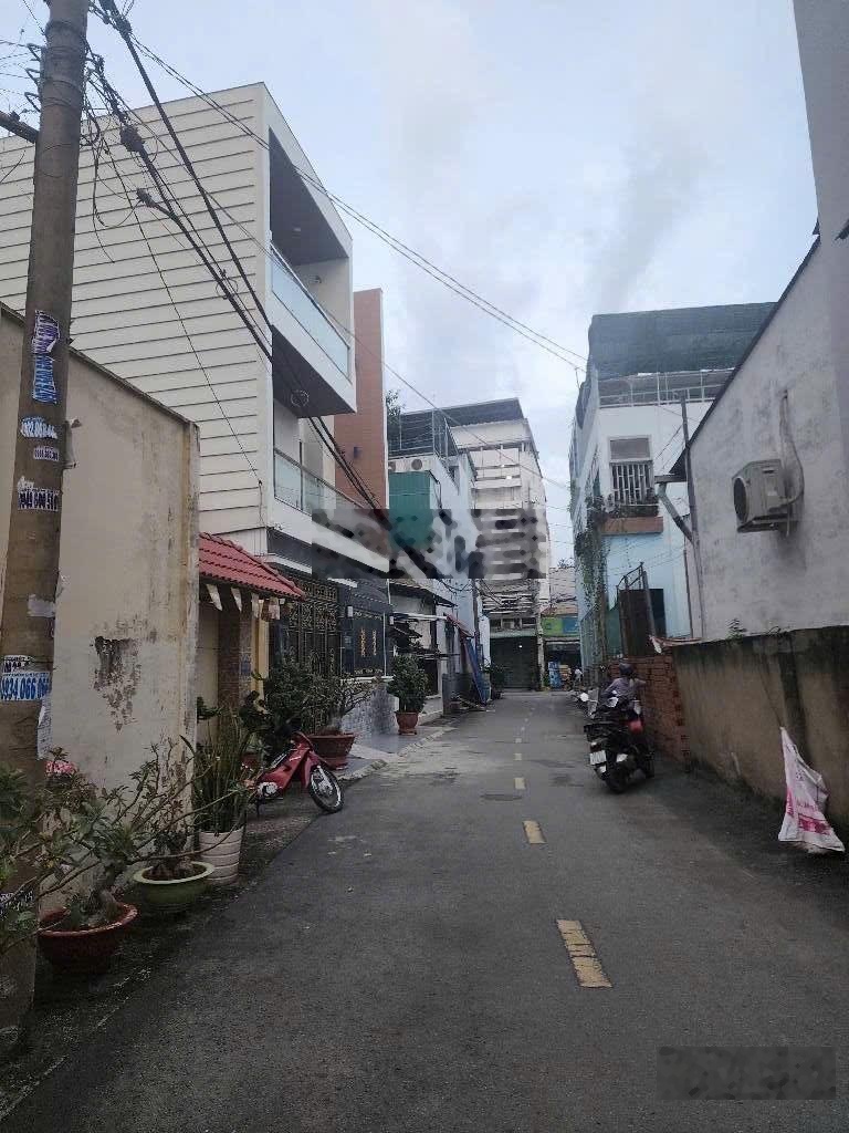 Nhà C4 HXH 8m nhựa, cách MT Huỳnh Thị Hai 100m, DT 12*27 SHR CN 329m2, giá bán 14tỷ TL chủ nhà