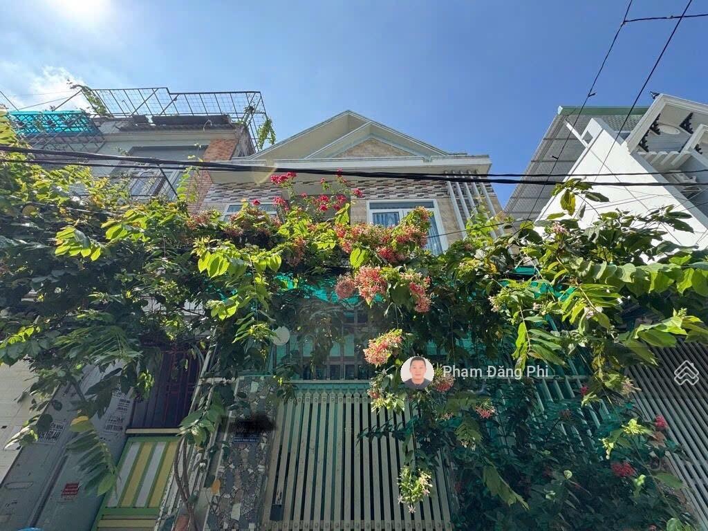 Hẻm Xe Tải - Dương Quảng Hàm P5 Gò Vấp - Gần Bờ Kè - Đại học Văn Lang - 130m2.