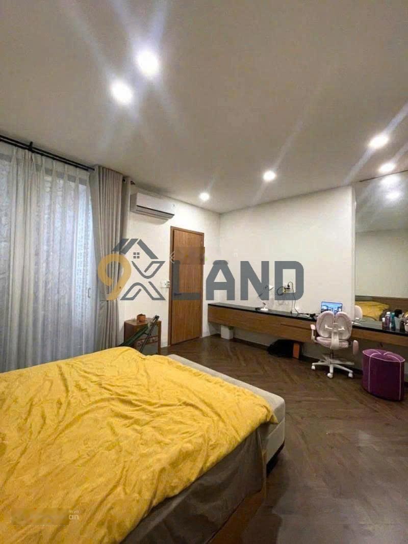 Bán gấp nhà Mặt Tiền Đường Gò Dưa, đoạn đẹp nhất, DT:230m2, ngang 8 x 28.5, nở 8,35m, giá 69.2 tr/m