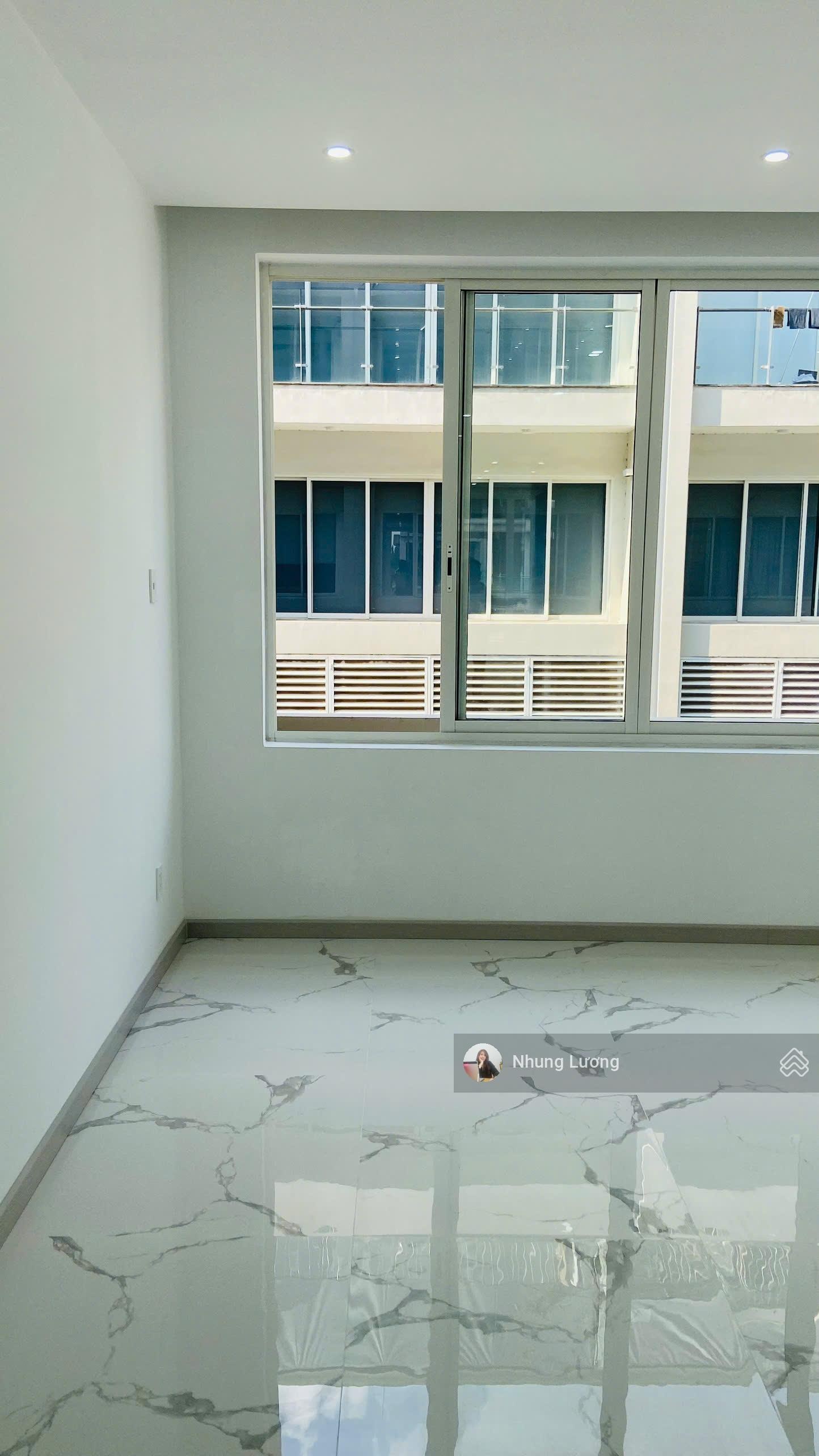 Cho thuê nhà Sala 5 tầng, chủ thiện chí cho thuê dài hạn, nhà đầy đủ nội thất máy lạnh thang máy