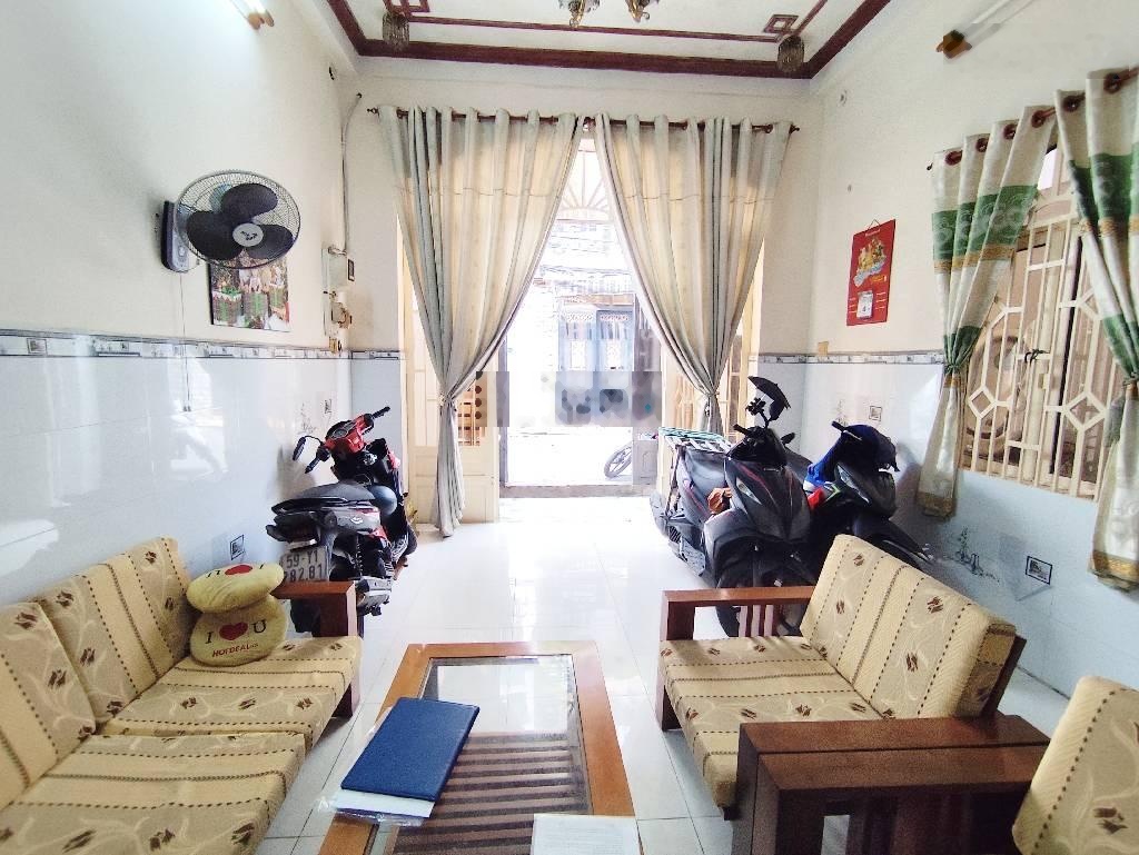 Bán nhà ngay phan huy ích , 70m(5*15m) , hẻm nhựa 8m thông . tân bình