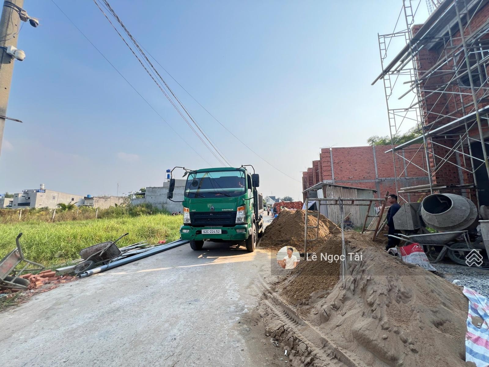 Đất Đức Hoà hạ sát trường Nguyễn Văn Phú Dt 5x21m Cách tl 10 chỉ 300m Giá 1ty2