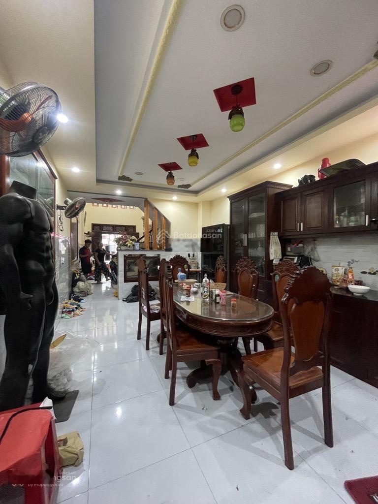 Nhà ngay hoàng bật đạt, 45 m 2 tầng btct 4 tỷ hẻm oto 5 m thông